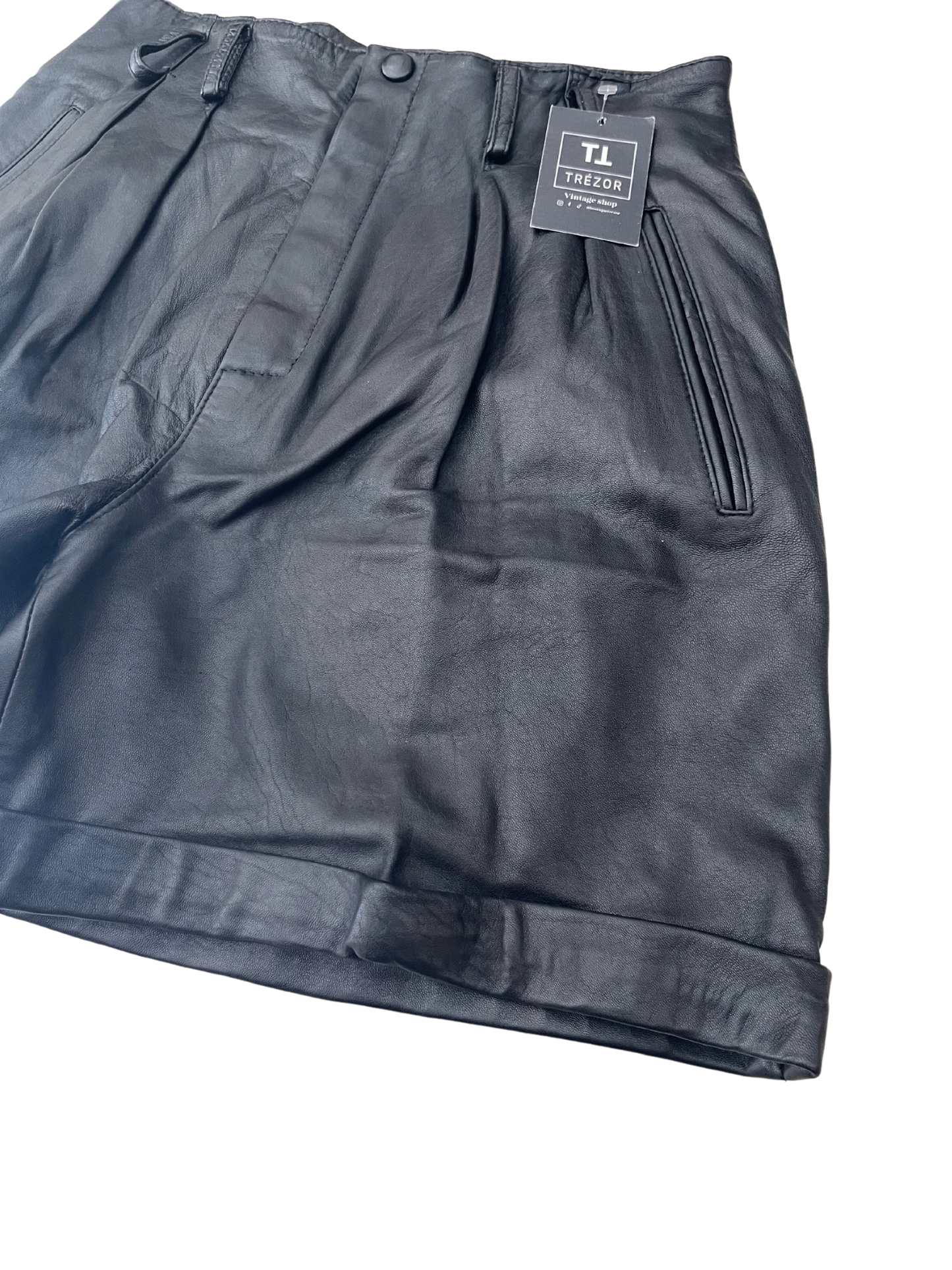 Short cuir 36/38