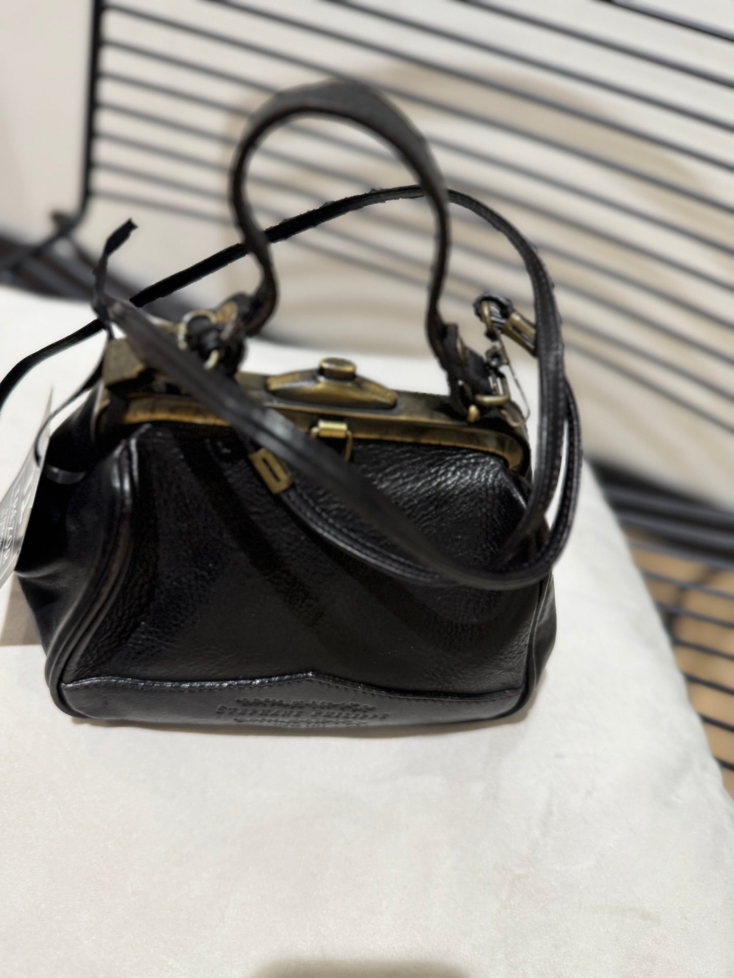 Sac bandoulière en cuir noir