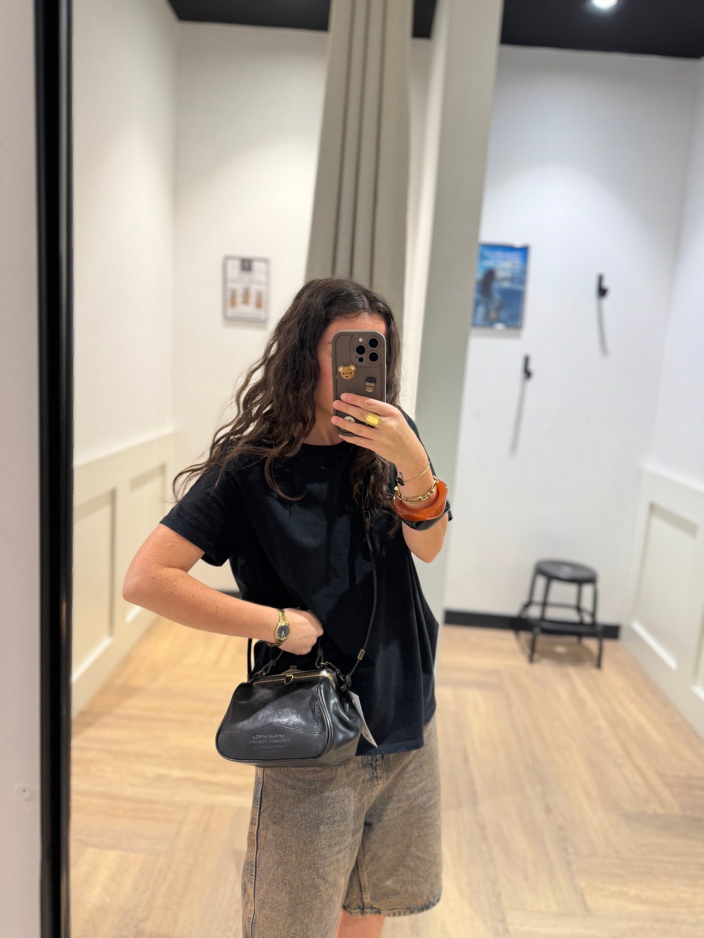 Sac bandoulière en cuir noir