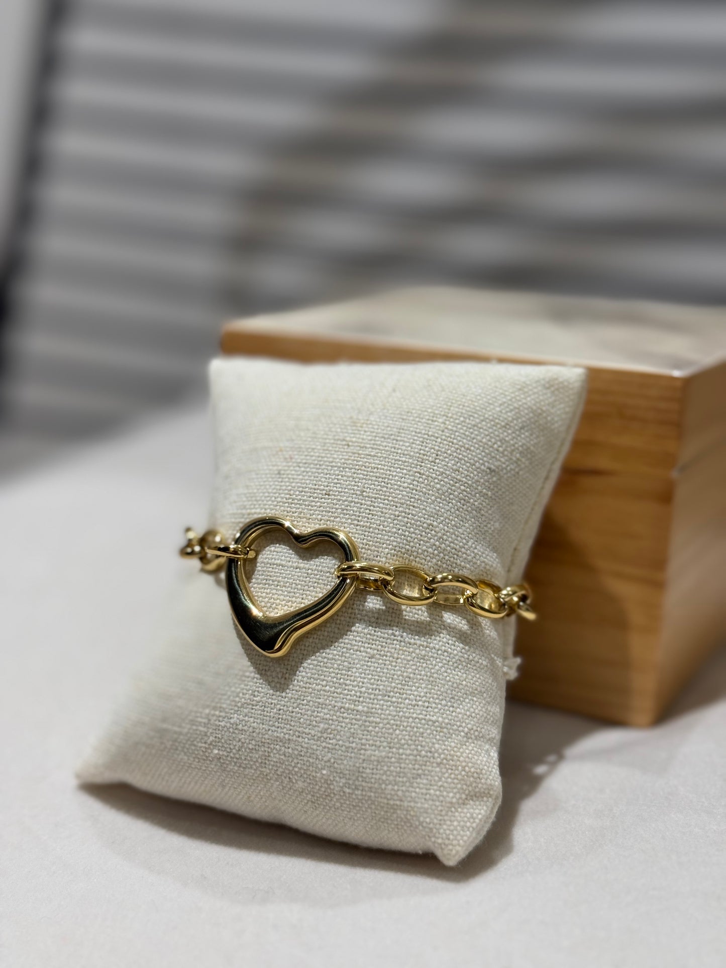 Bracelet coeur en mailles