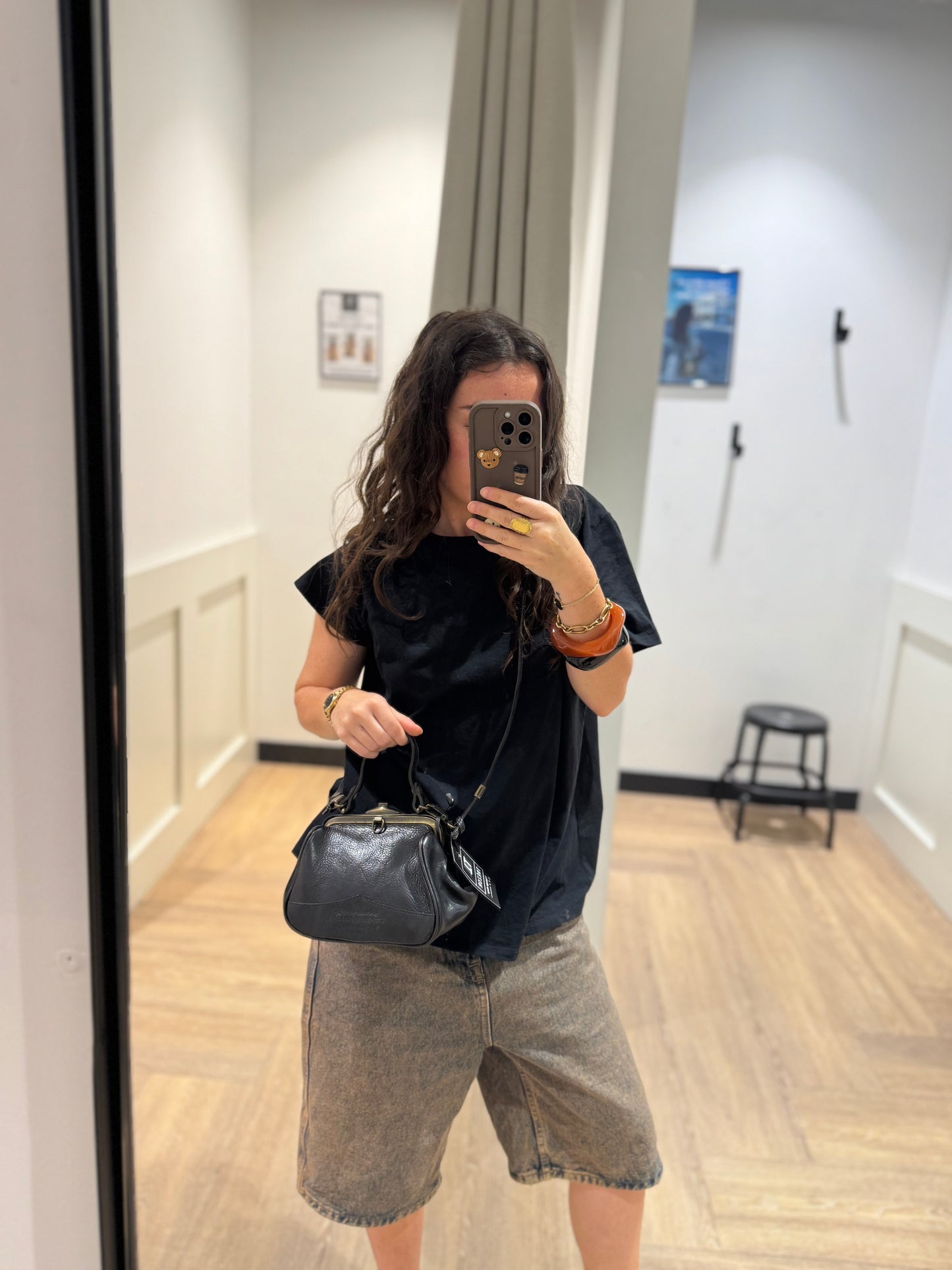 Sac bandoulière en cuir noir
