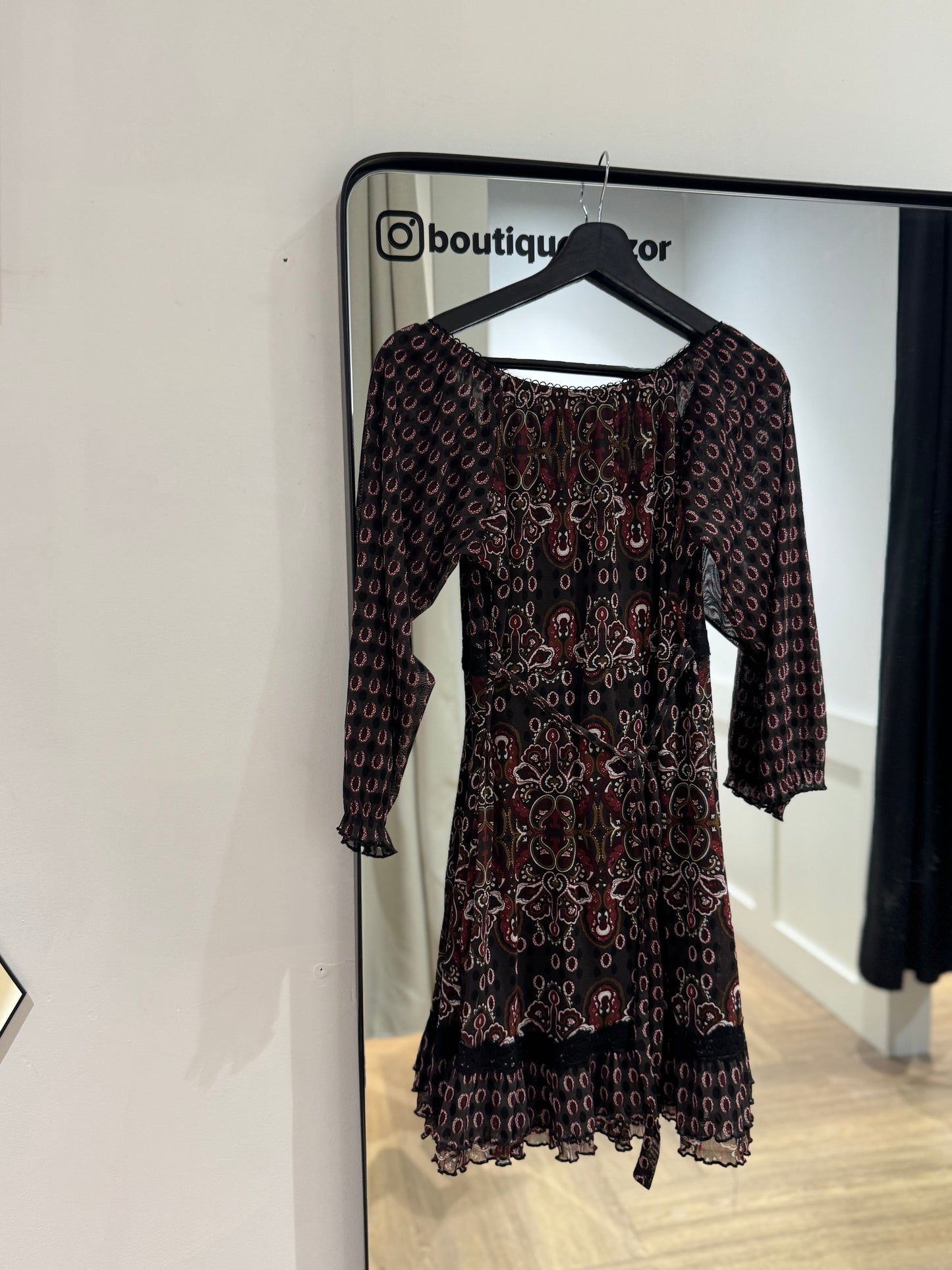Robe courte à motifs S