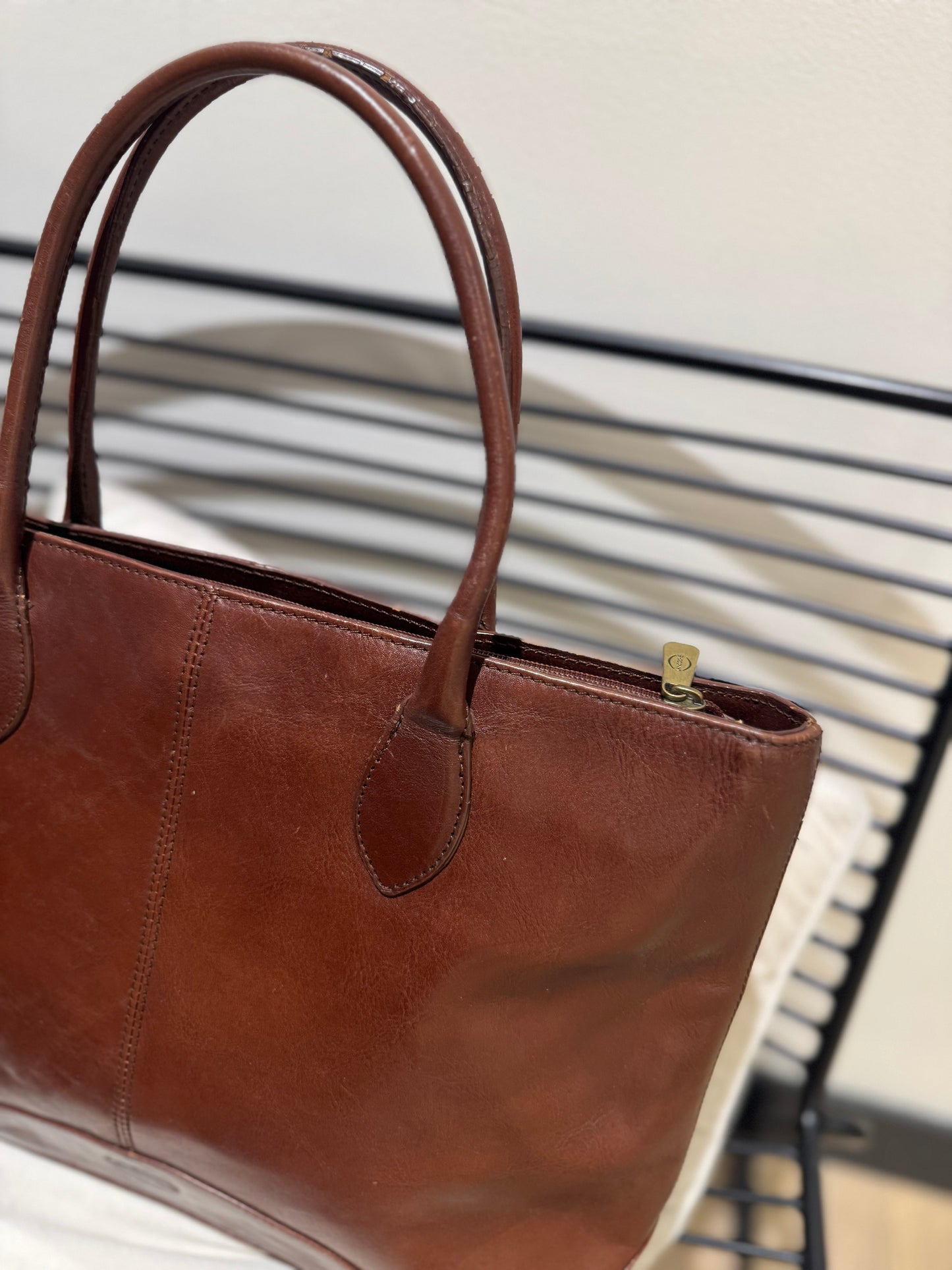 Sac à main en cuir vintage