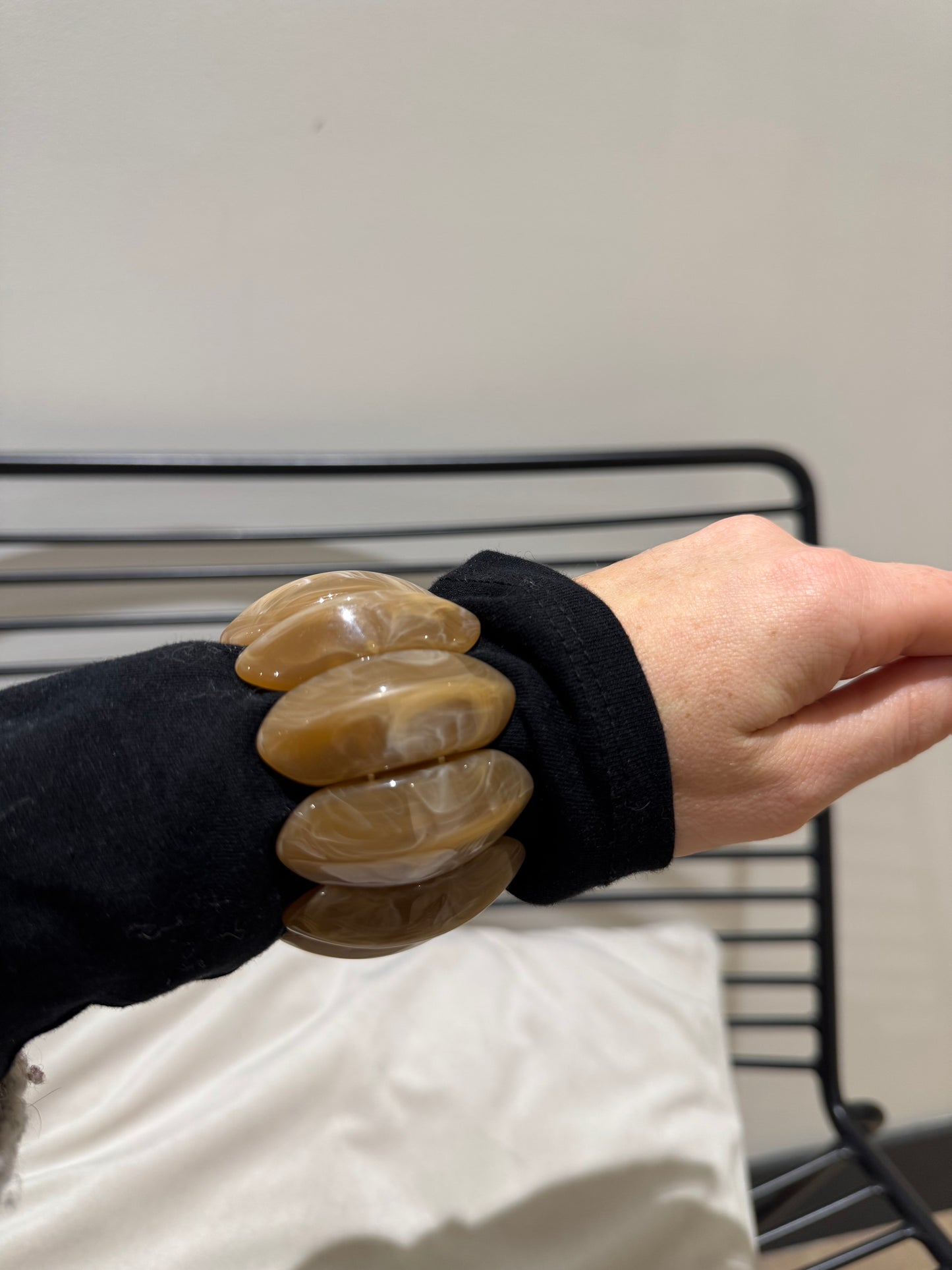 Bracelet élastique en perles acryliques