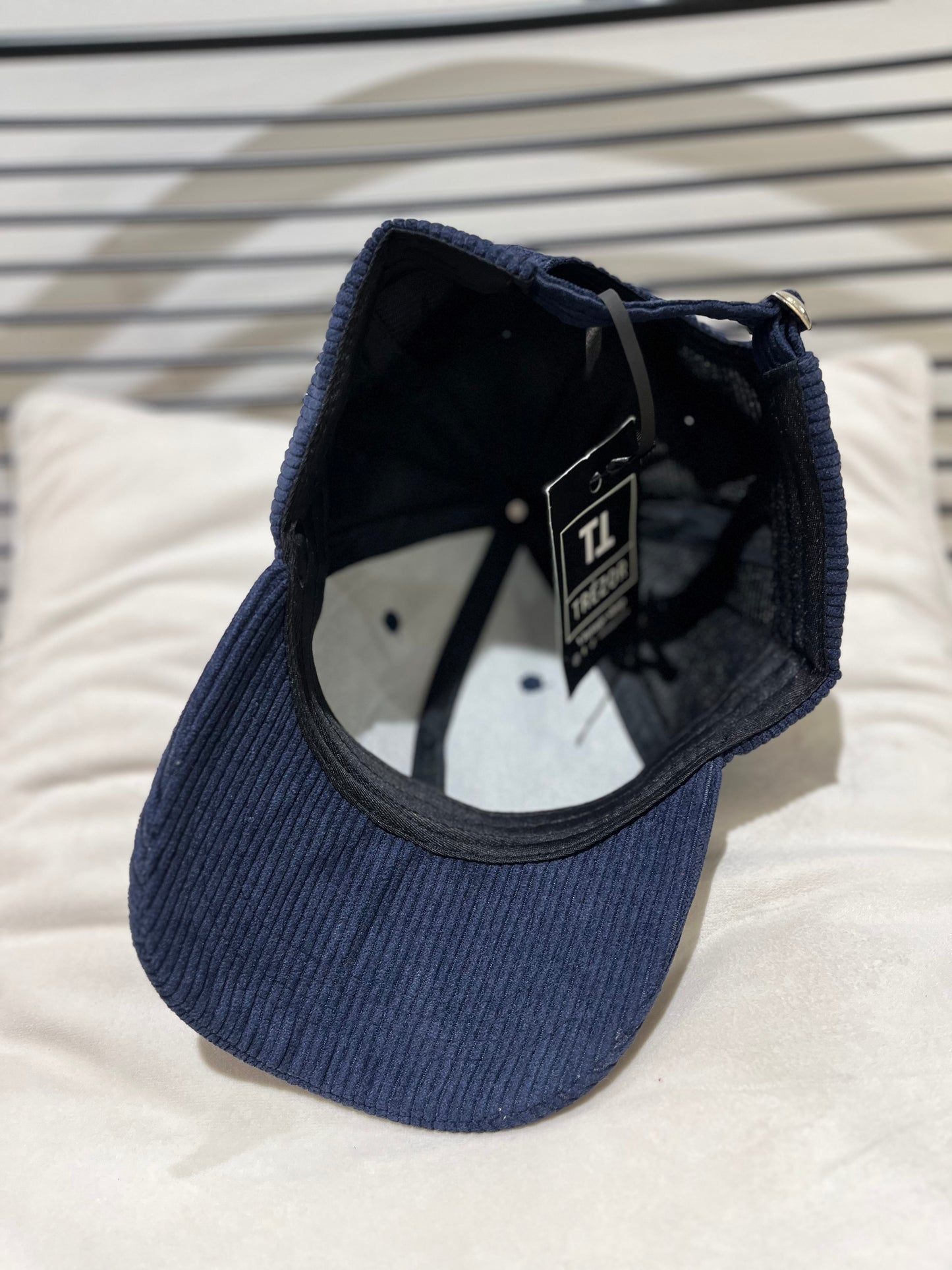 Casquette en velours Trézor