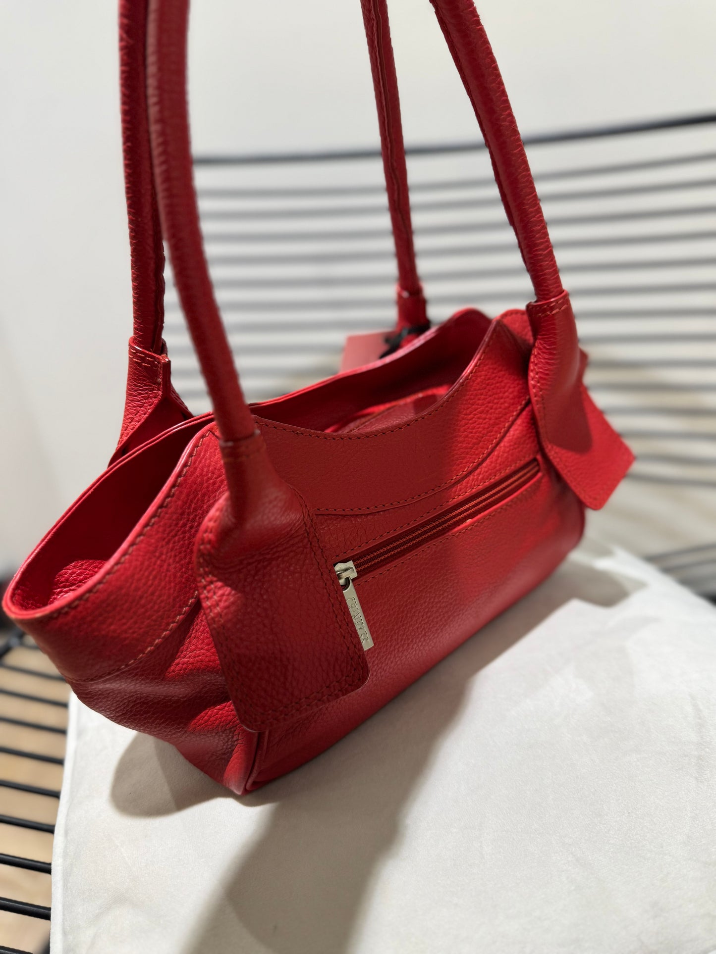 Sac en cuir rouge