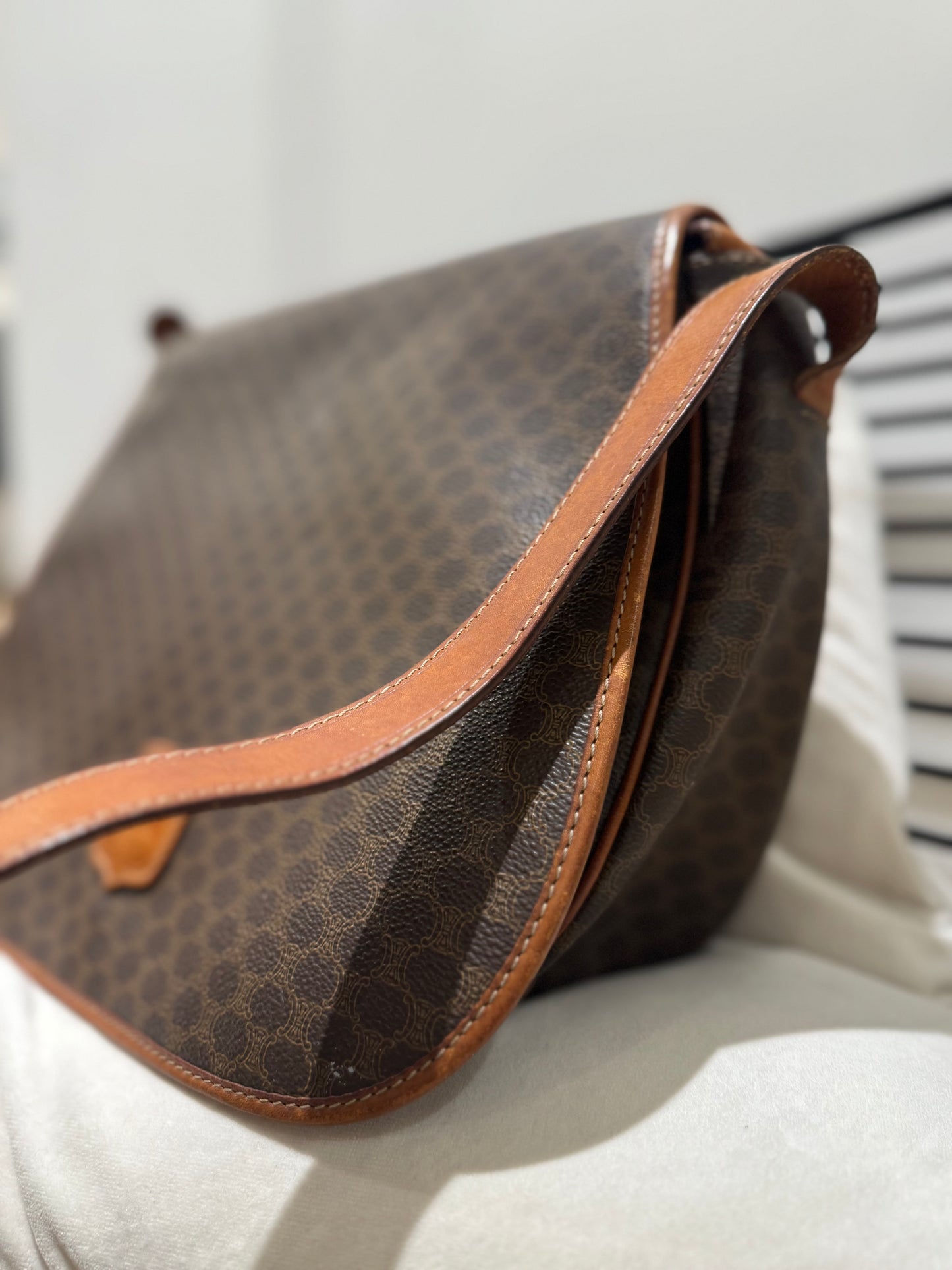 Sac bandoulière Céline en toile monogramme