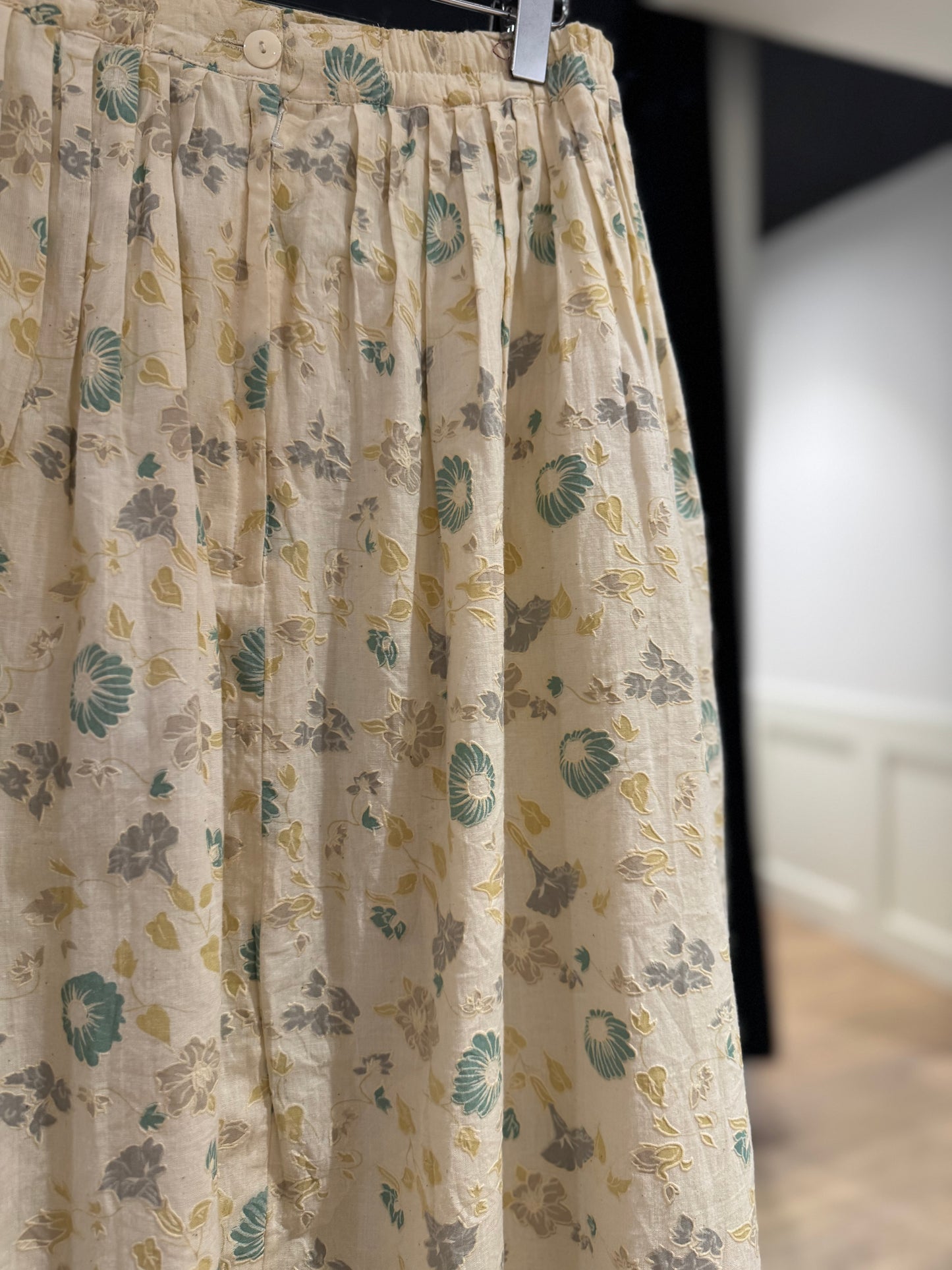Jupe midi à fleurs 36