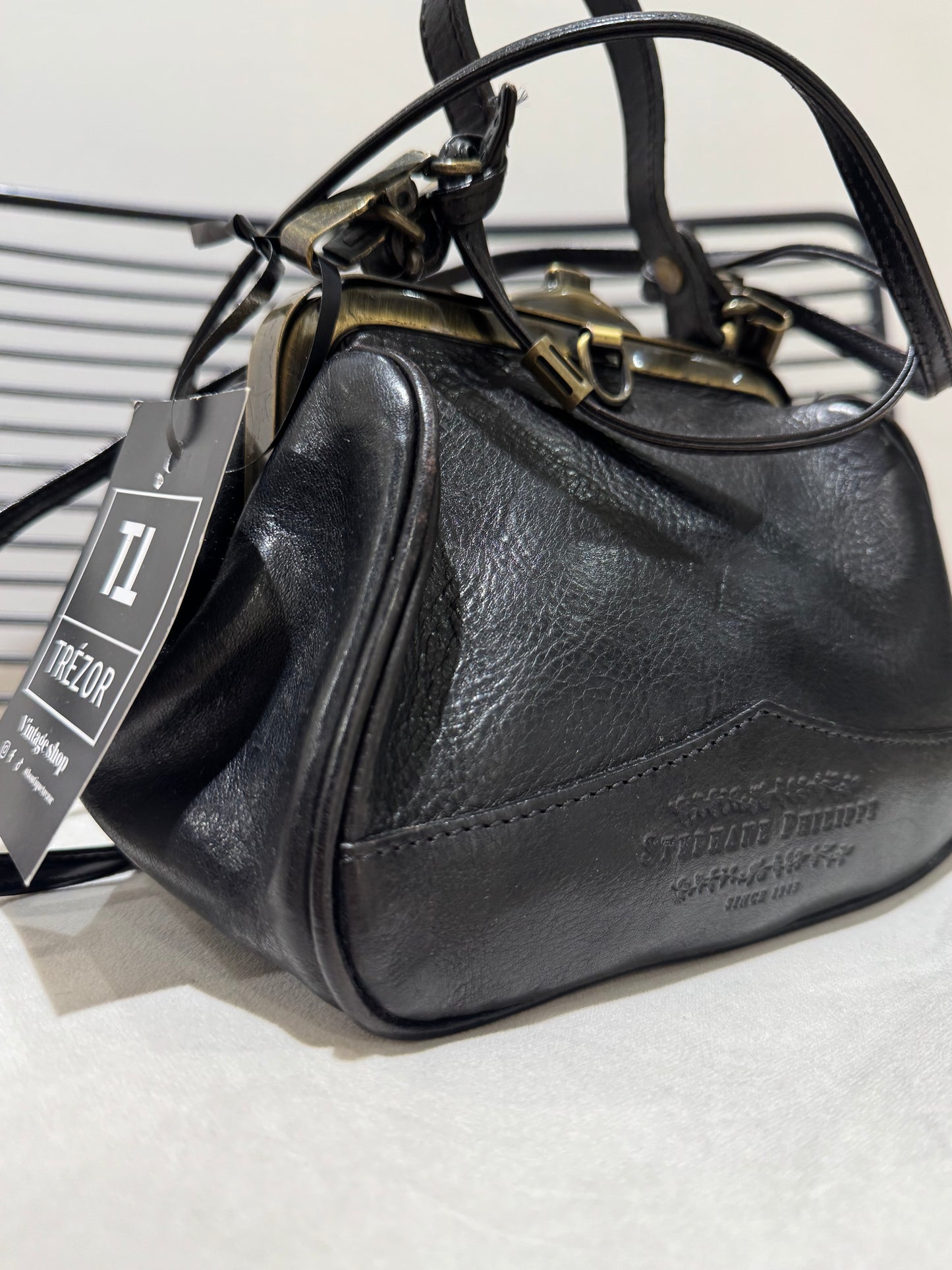 Sac bandoulière en cuir noir
