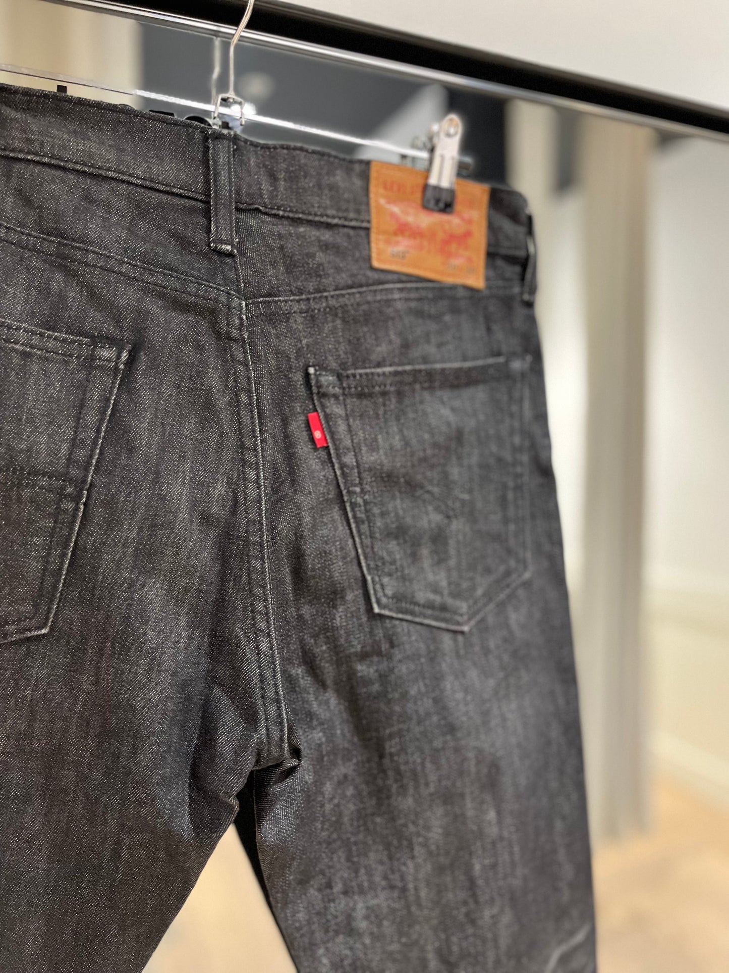Jean Levi’s 513 40
