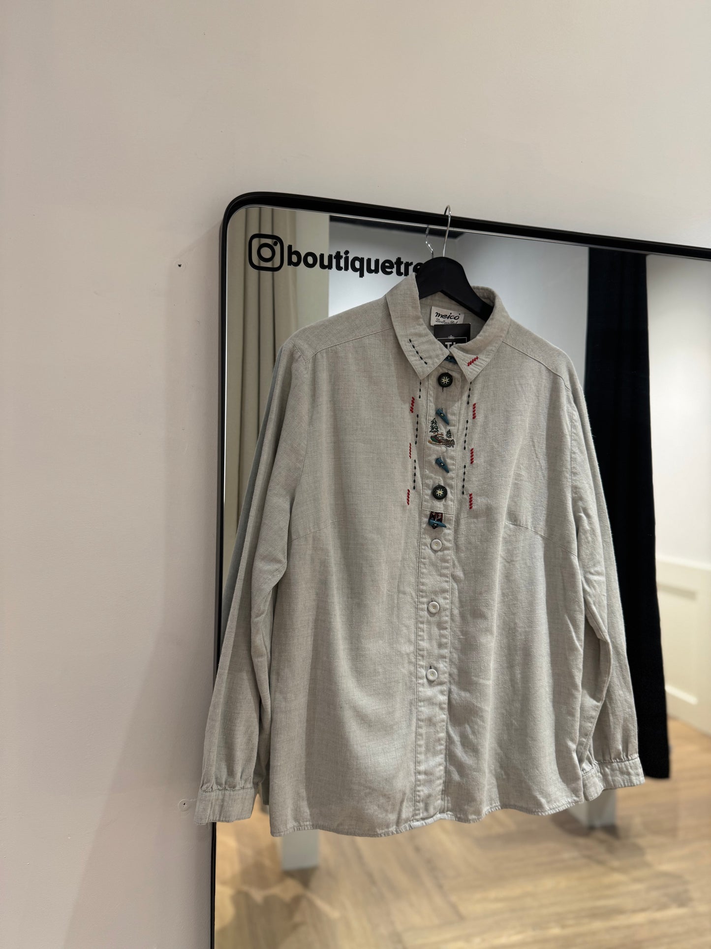 Chemise vintage à broderies XL