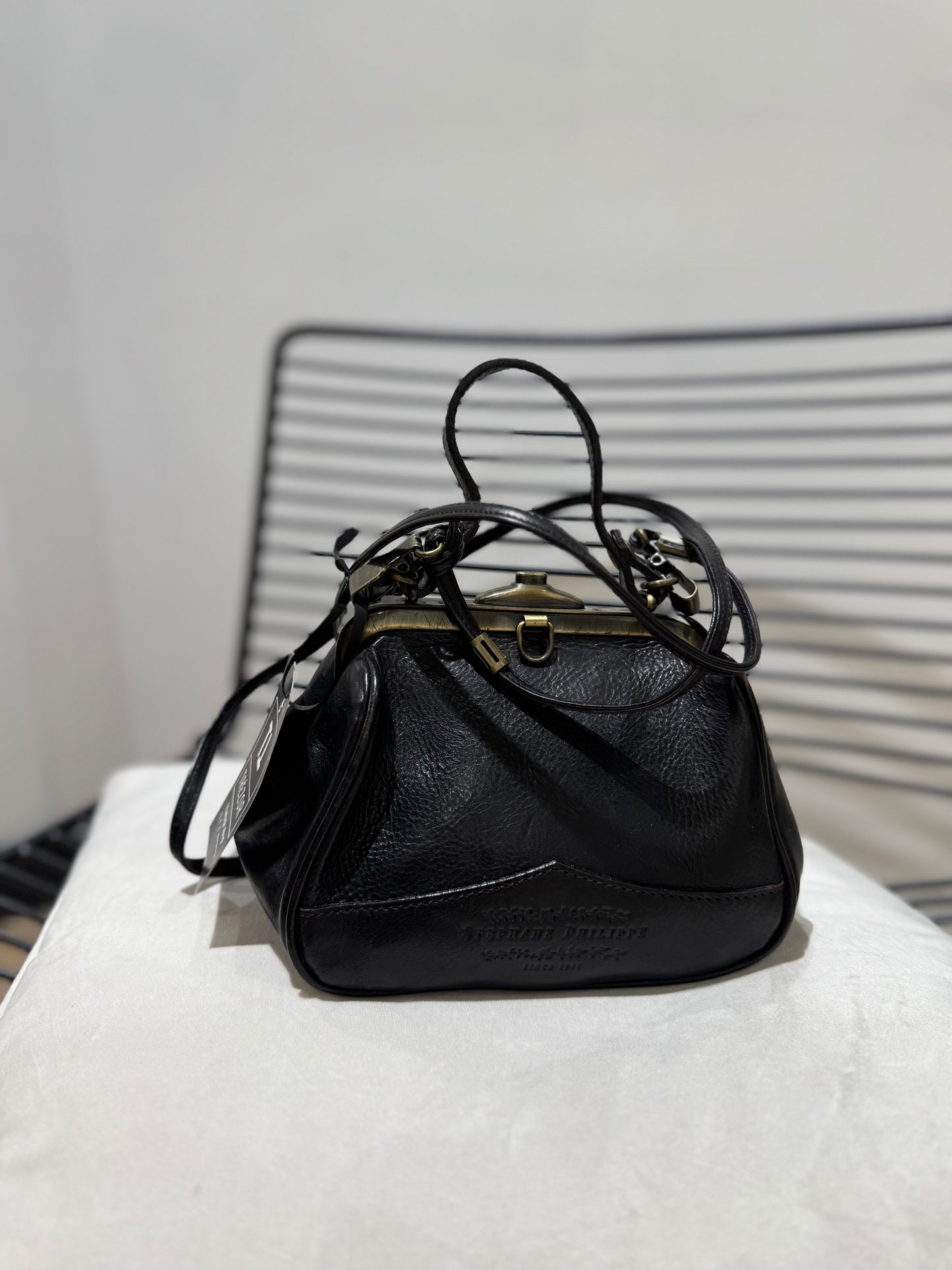 Sac bandoulière en cuir noir