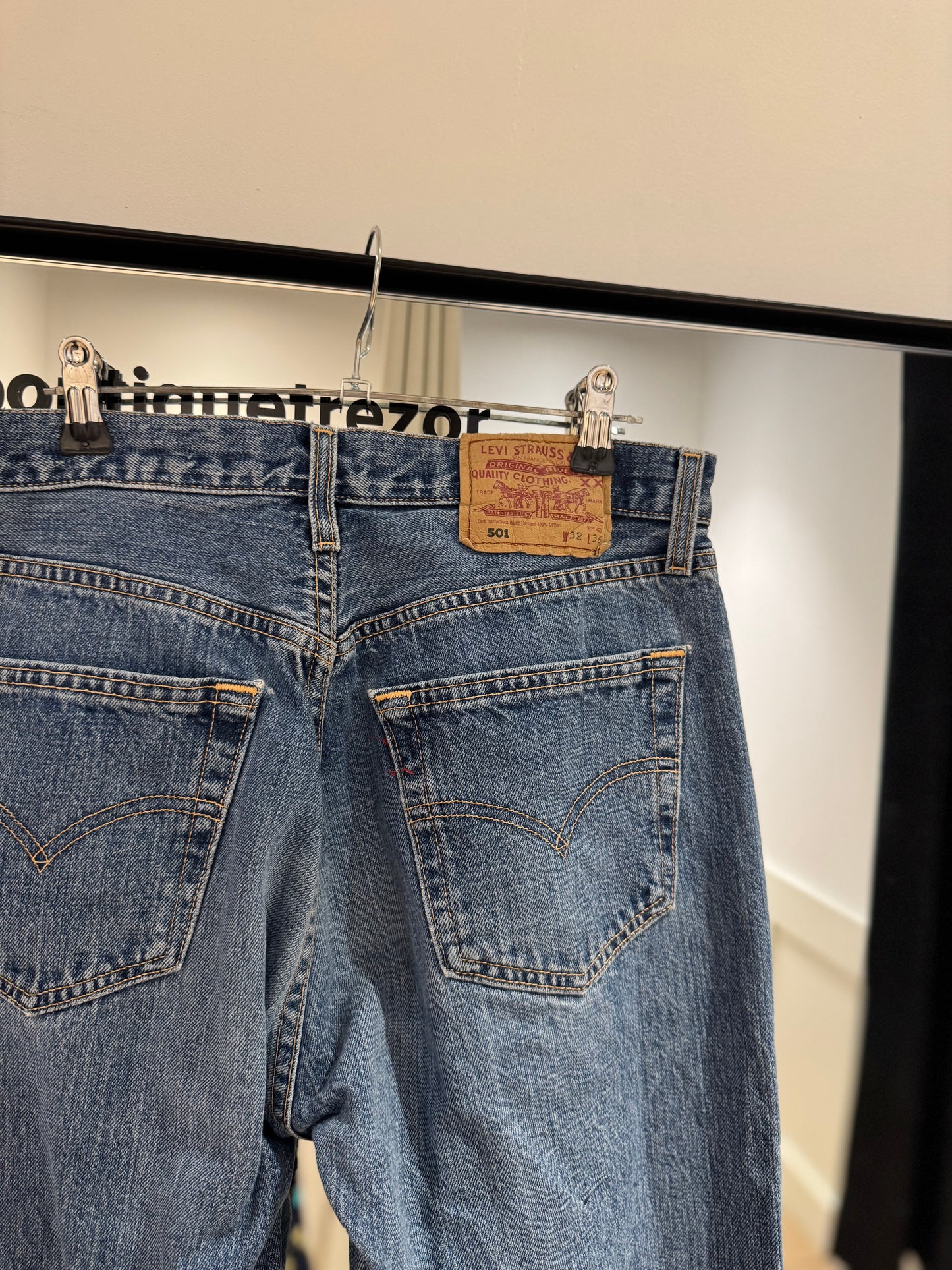 Jean Levis 501 38