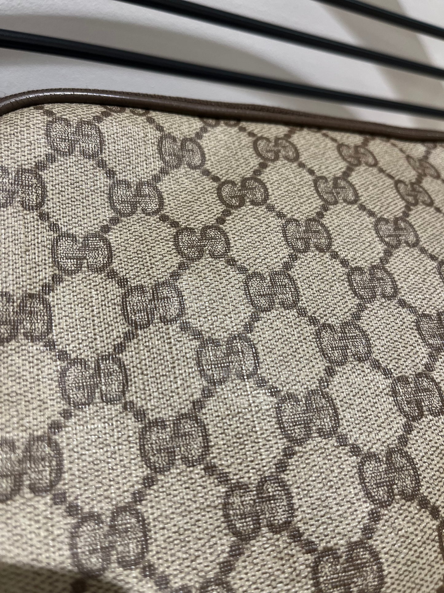 Sac bandoulière Gucci vintage monogrammé