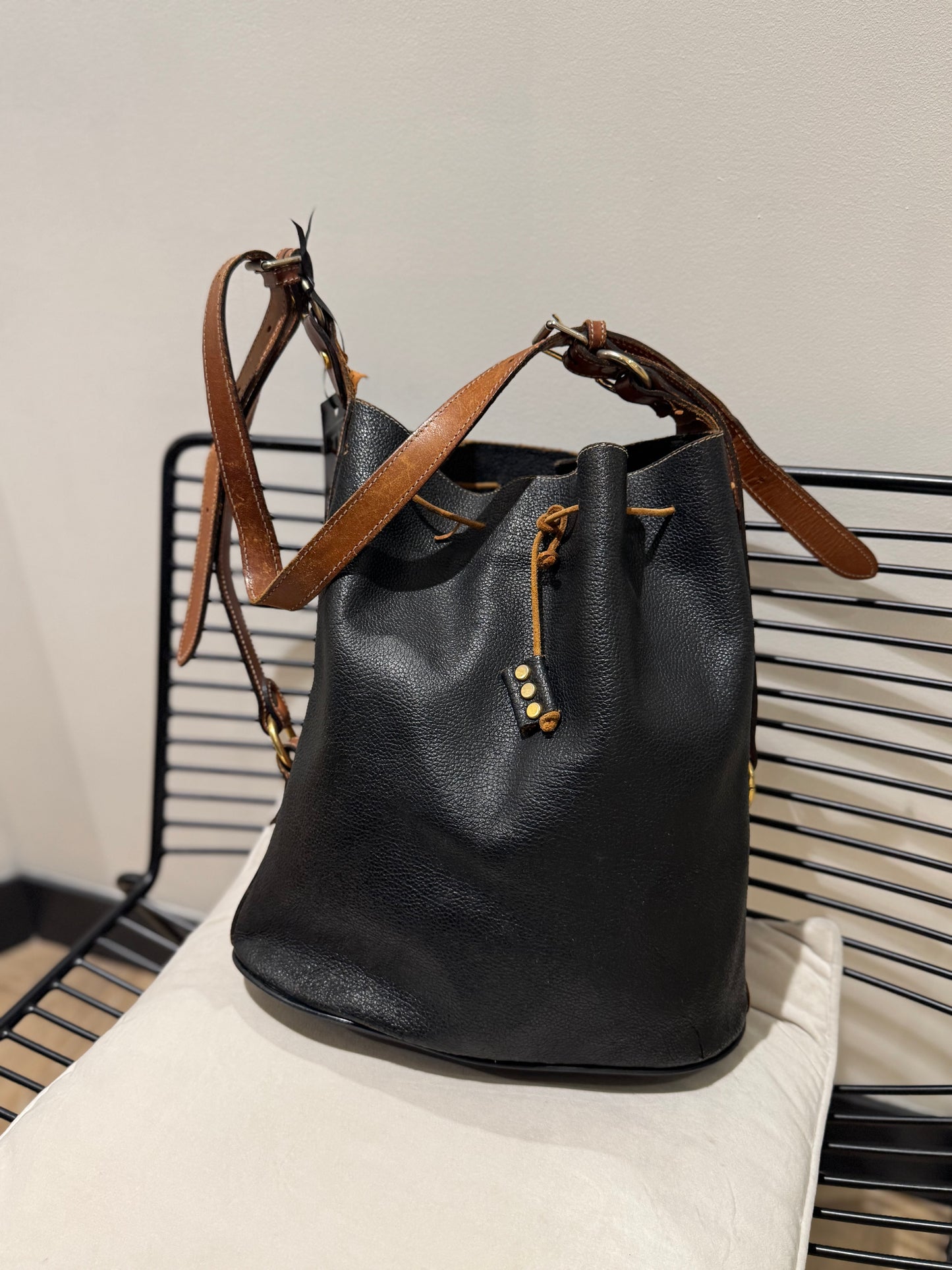 Sac seau en cuir vintage
