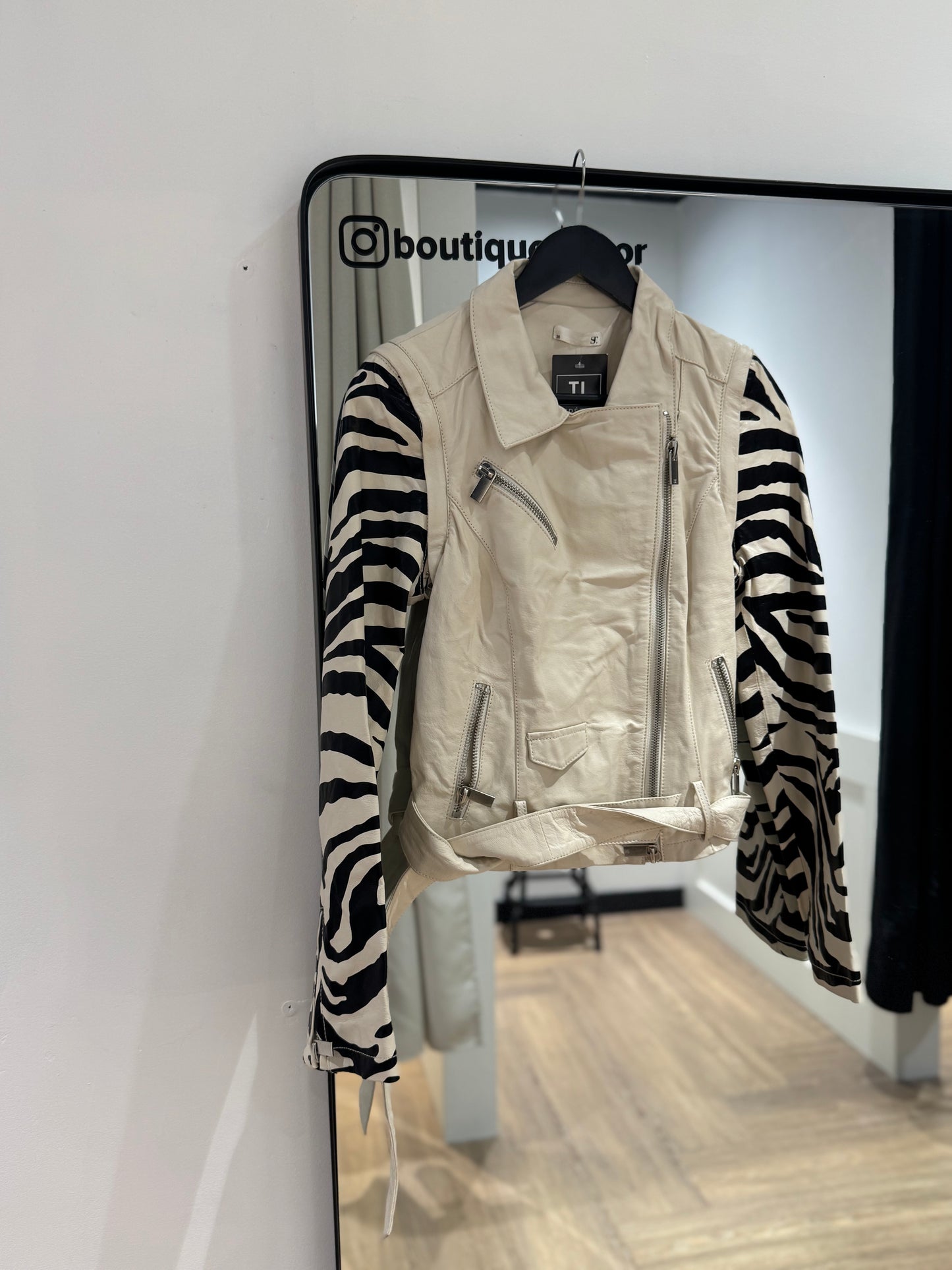 Veste en cuir à motifs zèbre S