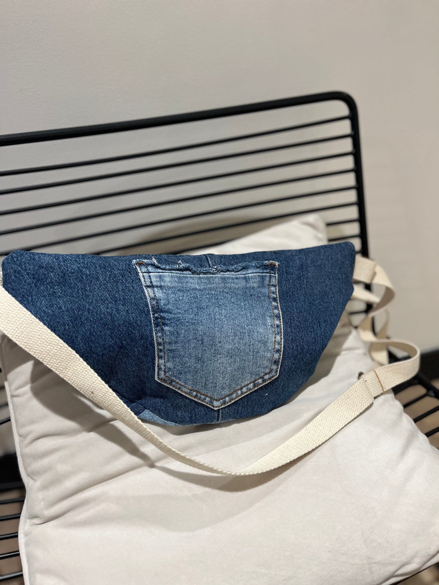 Sac banane fait main en jean