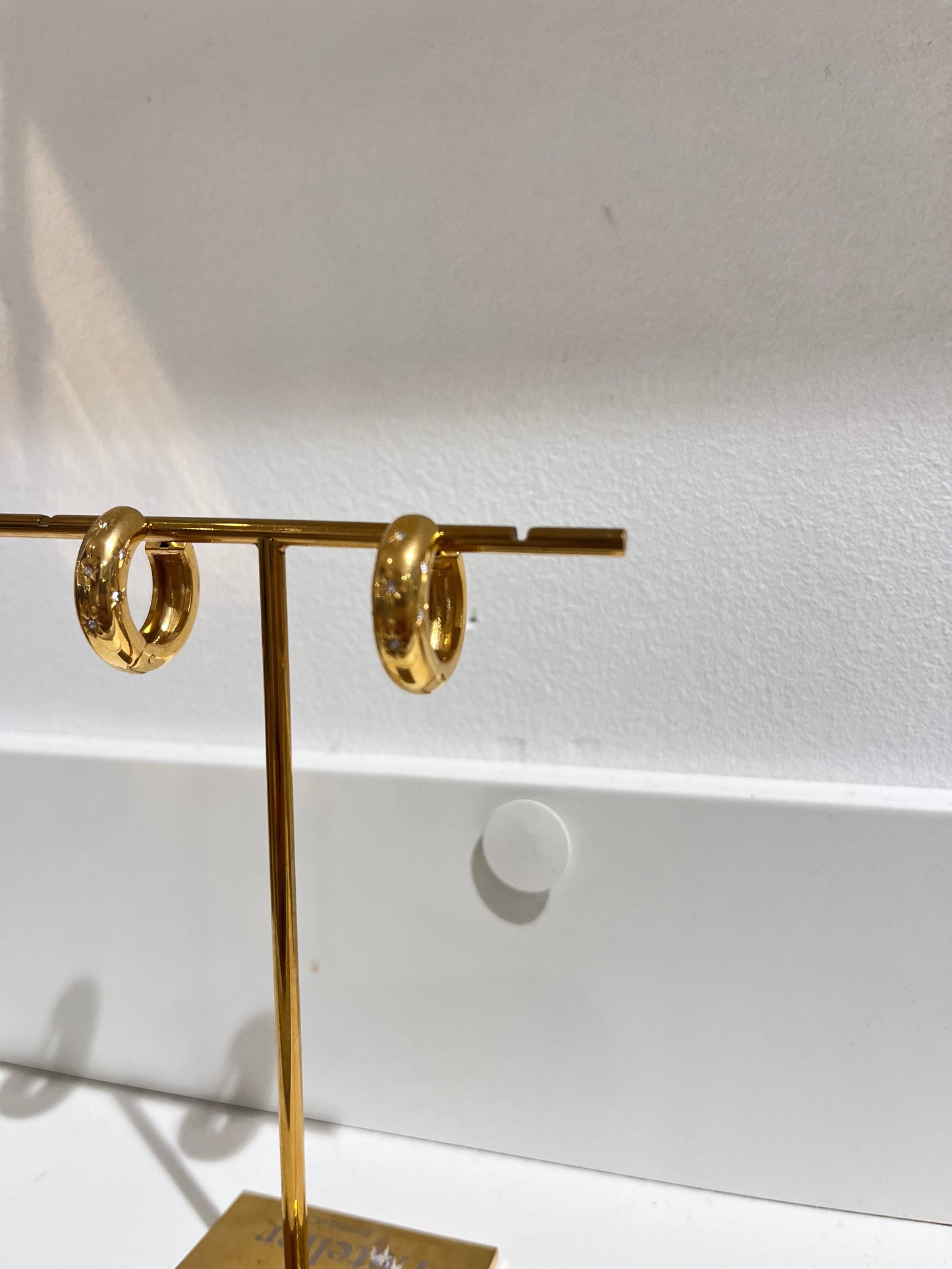 Boucles d’oreilles brillante doré