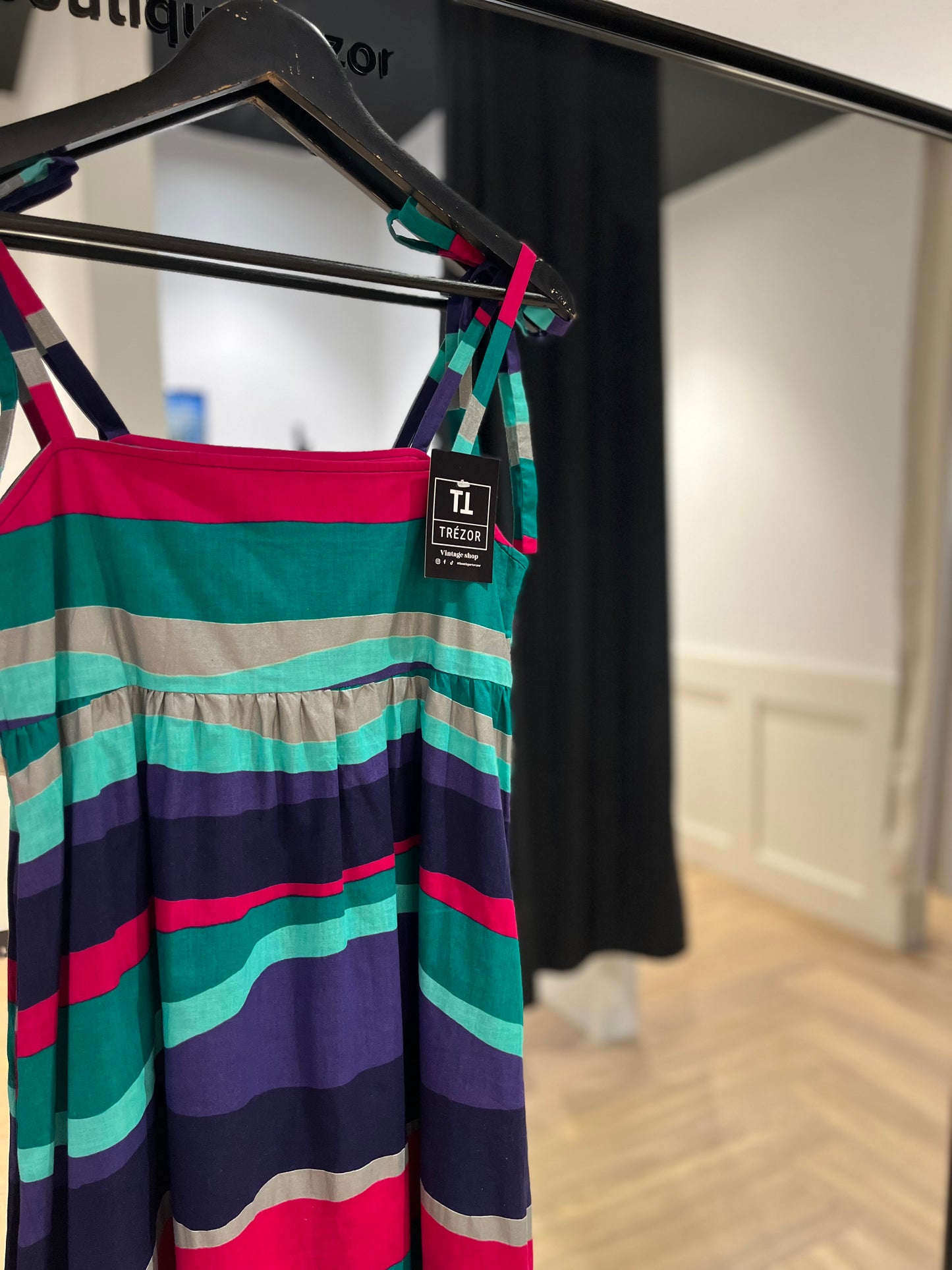 Robe vintage à motifs M