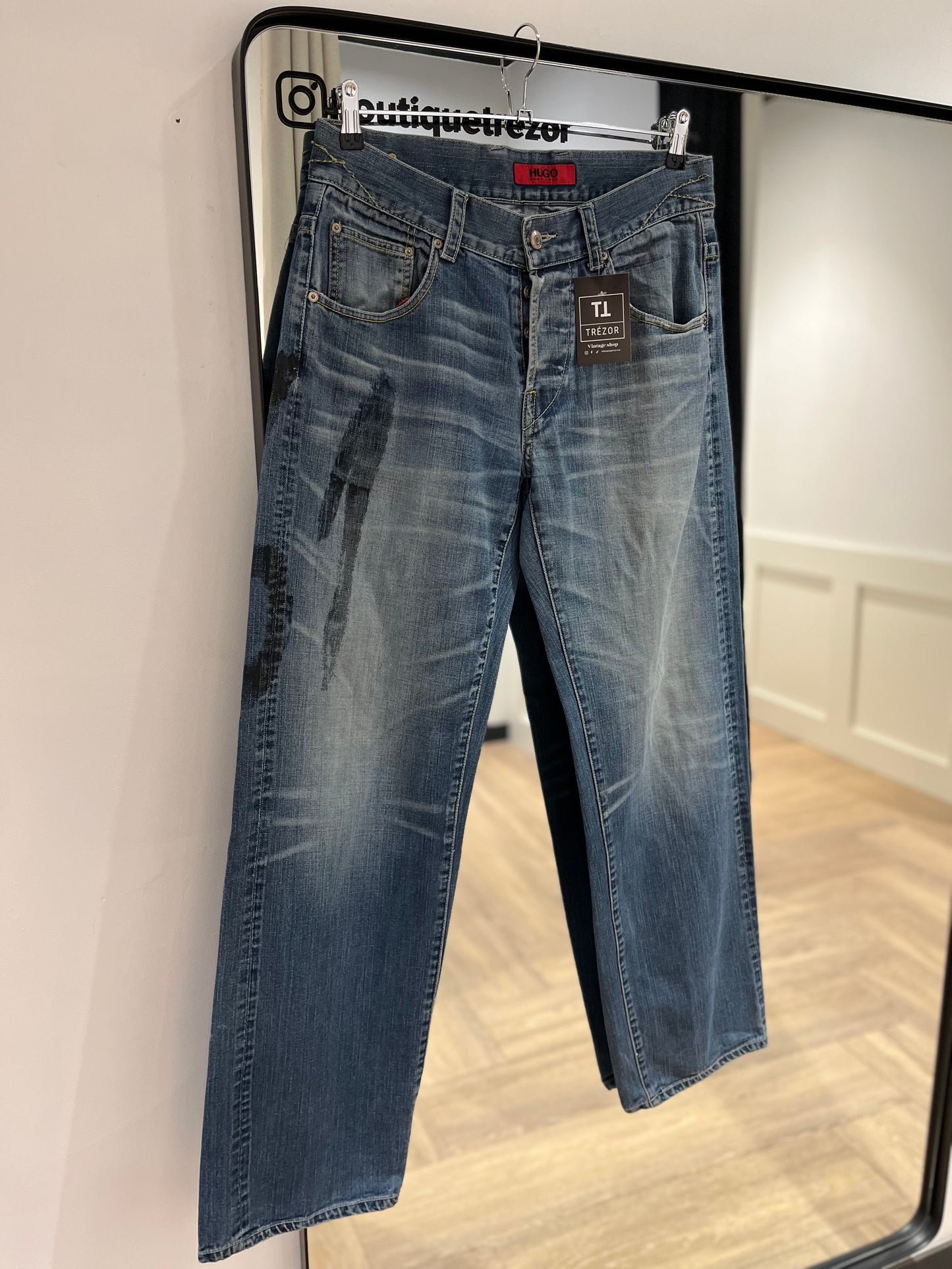 Jean Hugo Boss 44