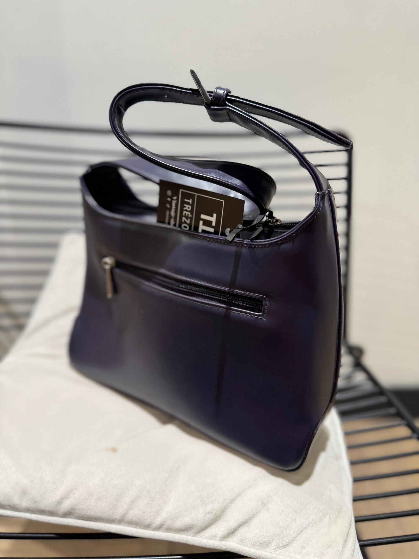 Sac à main vintage violet