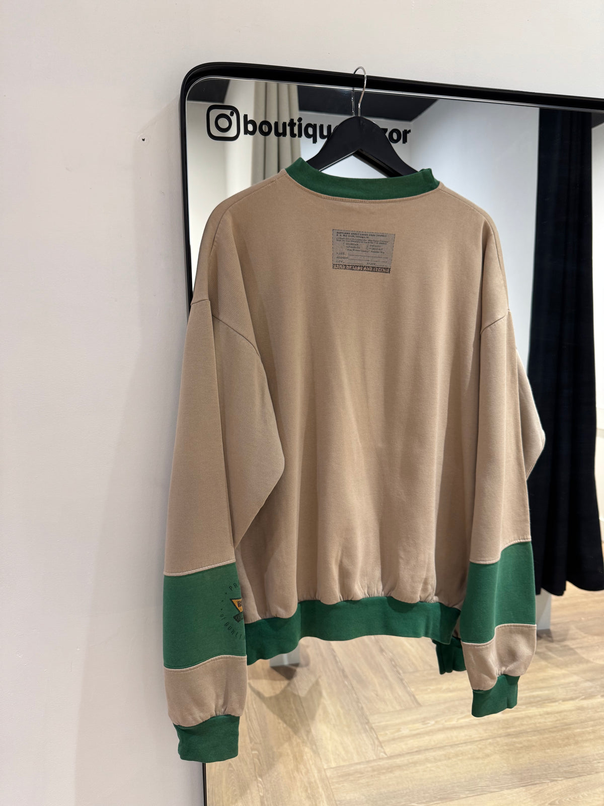 Sweat vintage à motifs L