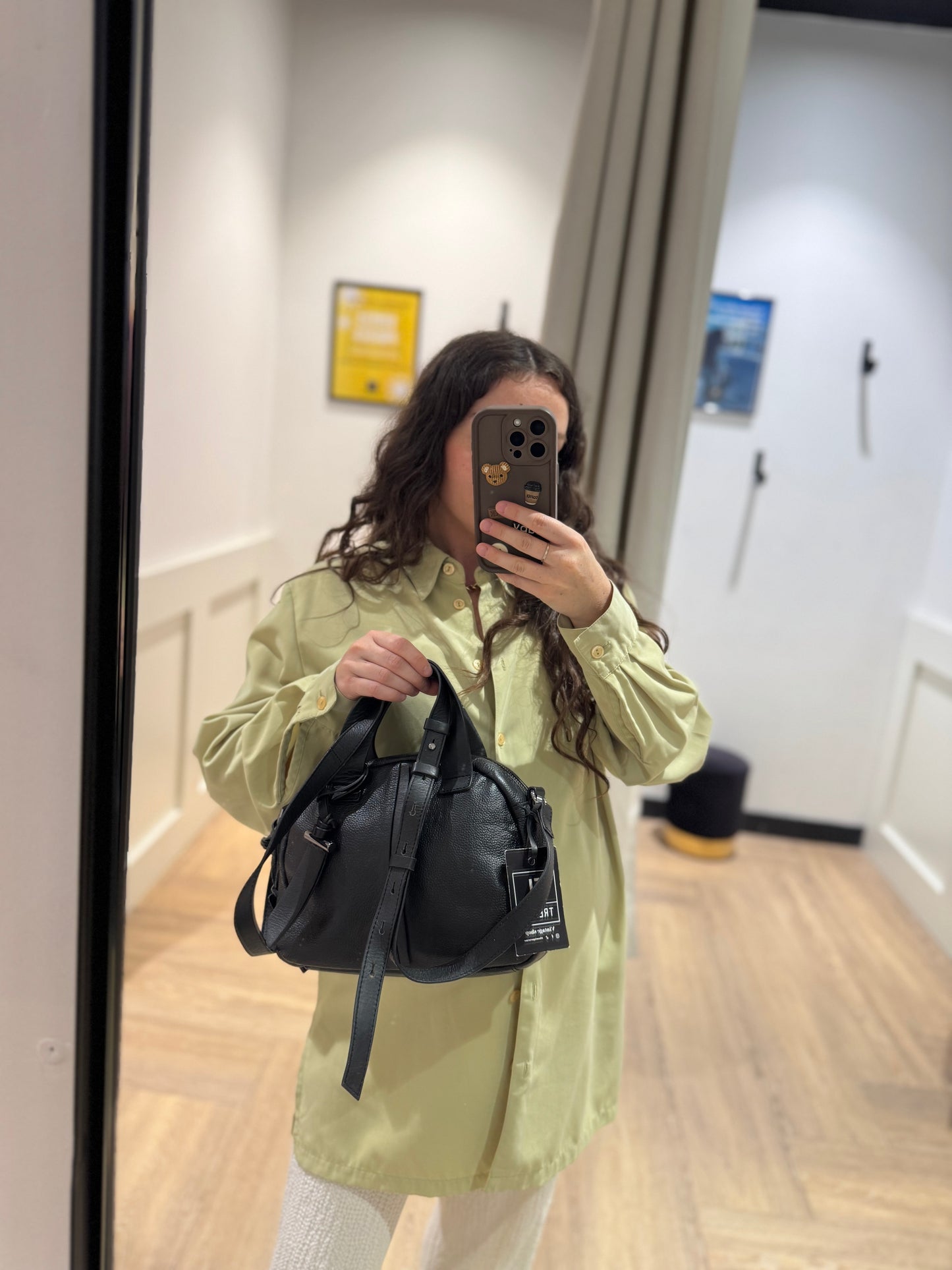 Sac en cuir noir à bandoulière