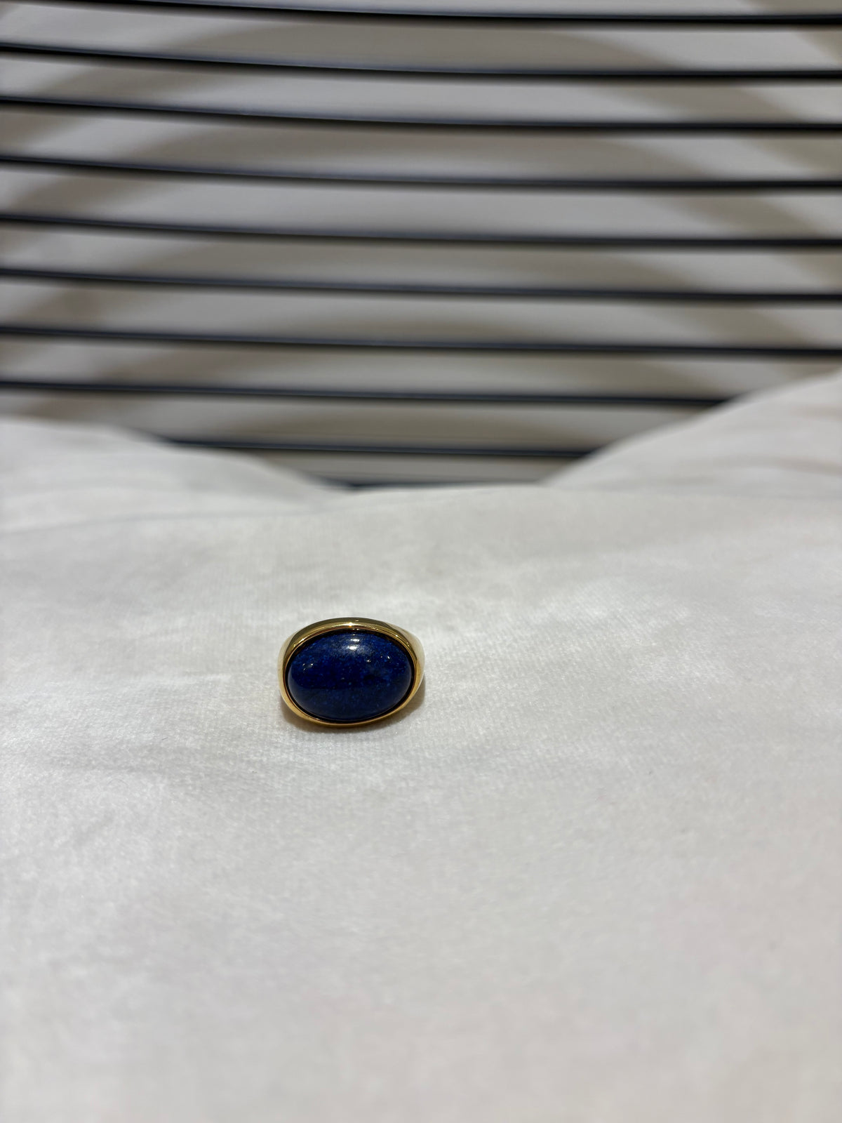 Bague  doré pierre bleue