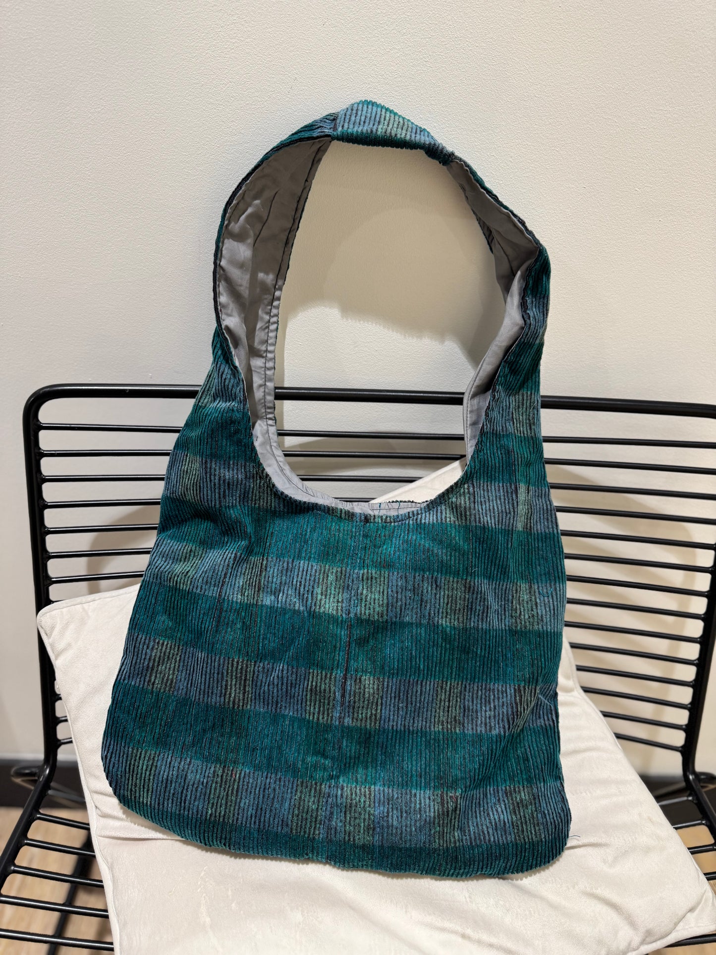 Sac cabas en tissu upcyclé