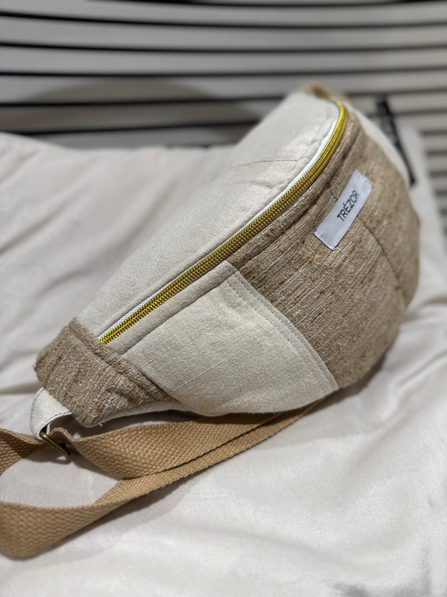 Sac banane upcyclé fait main