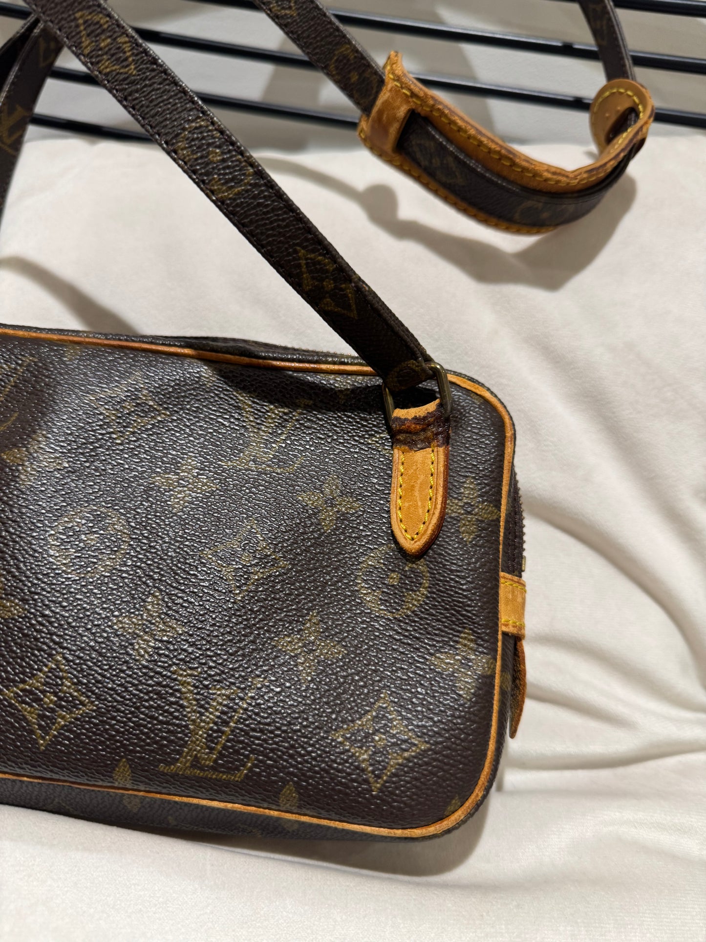 Sacoche bandoulière Louis Vuitton