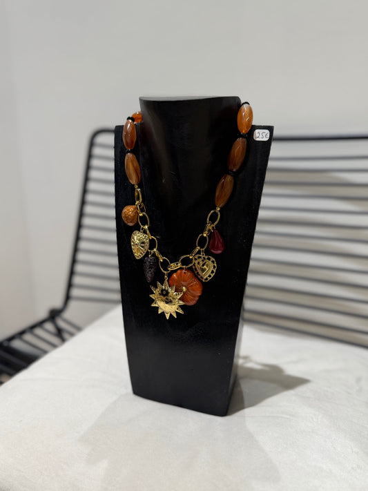 Collier à breloques