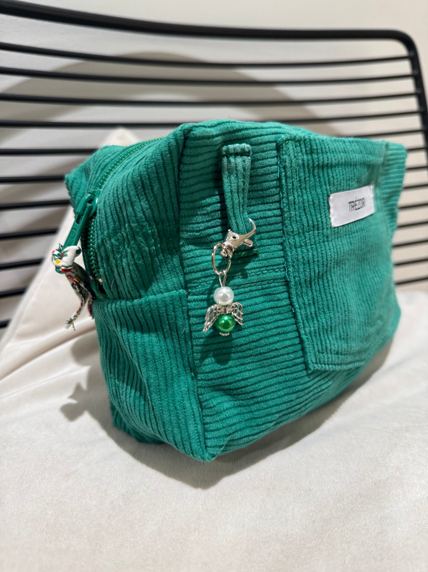 Trousse en velours upcyclé faite main