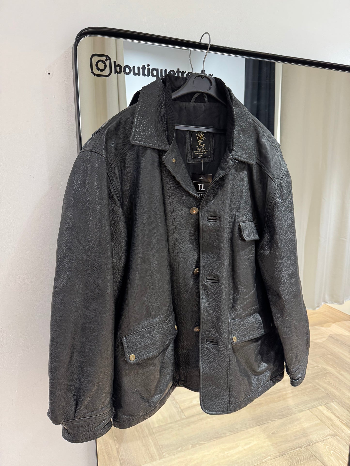 Veste en cuir noir XL