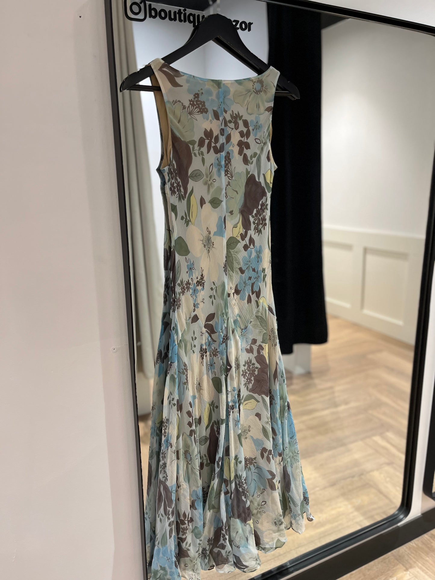 Robe longue à fleurs L
