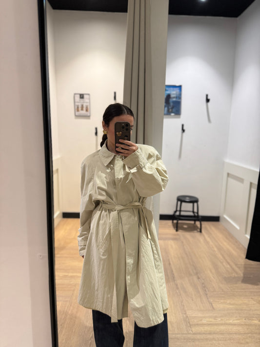 Trench vintage à épaulettes L