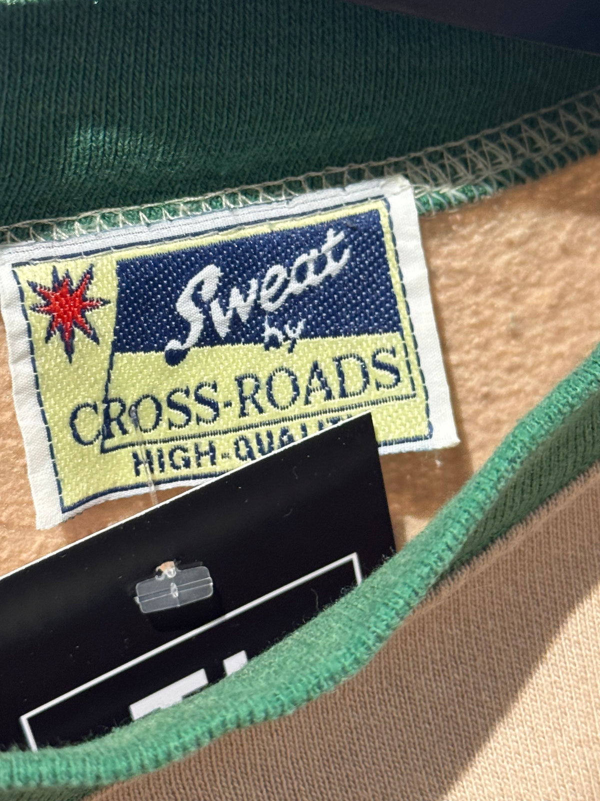 Sweat vintage à motifs L