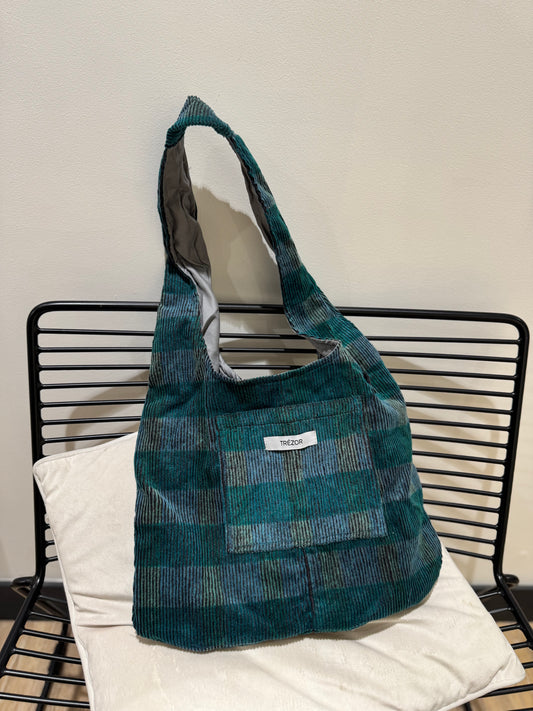 Sac cabas en tissu upcyclé