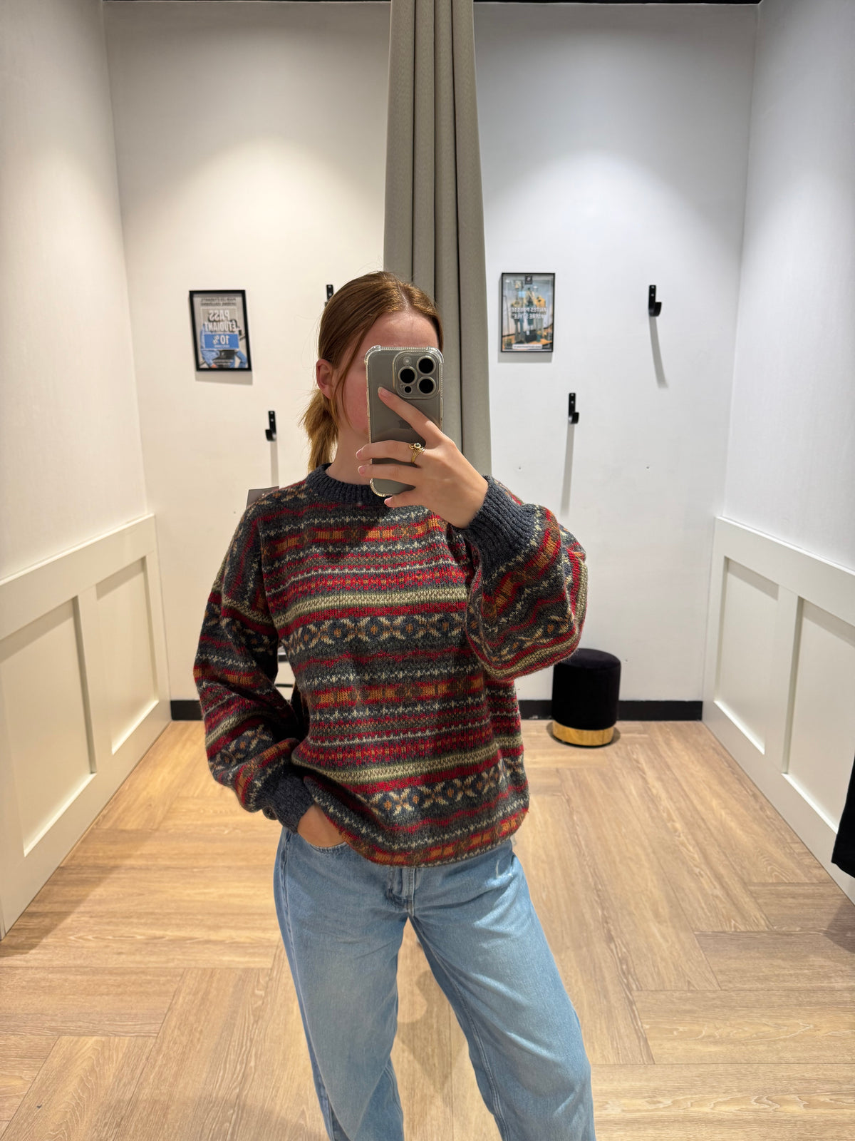Pull vintage à motifs M