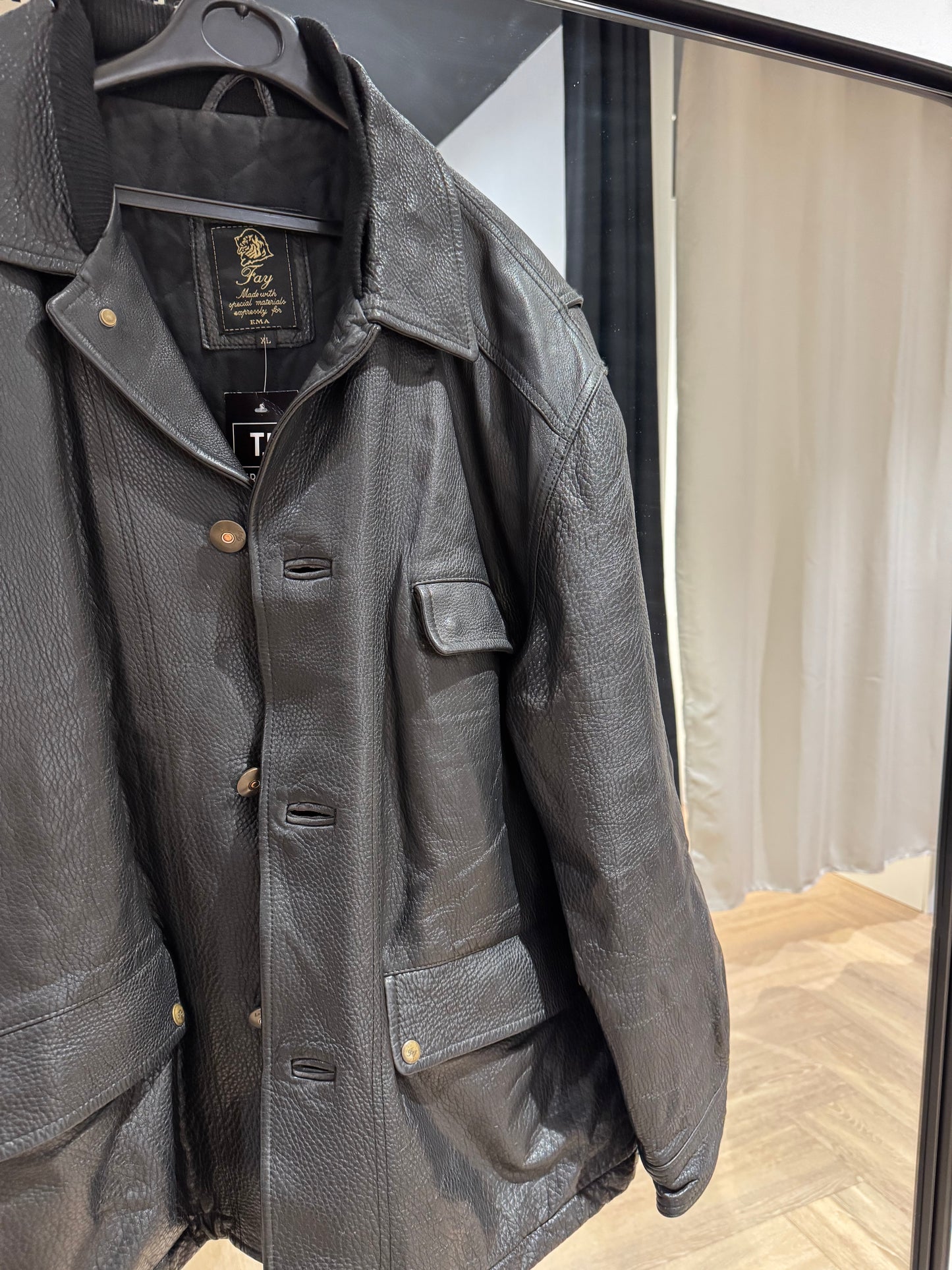 Veste en cuir noir XL