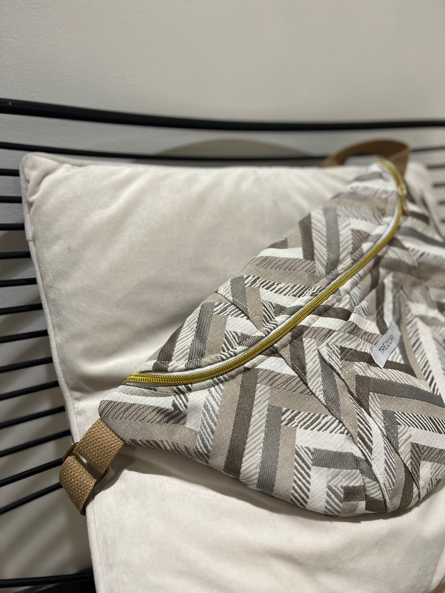Sac banane à motifs Trézor grand format