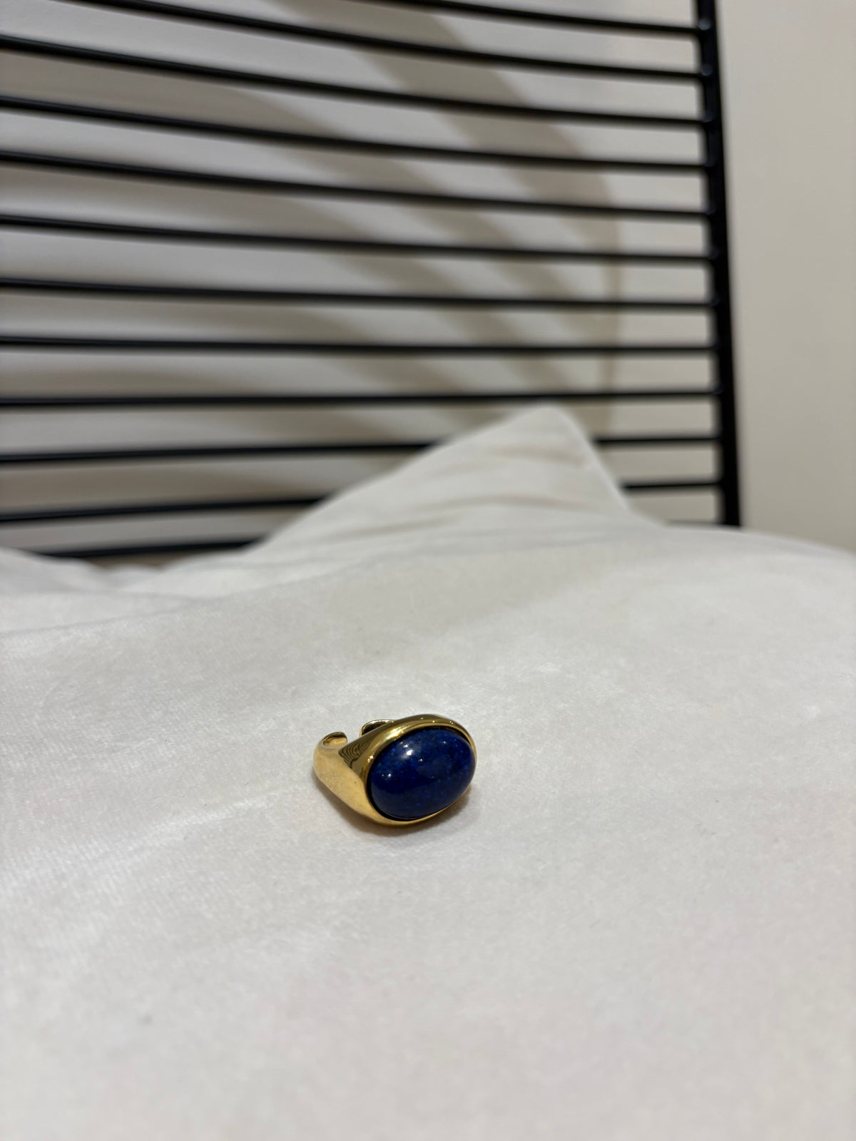 Bague  doré pierre bleue