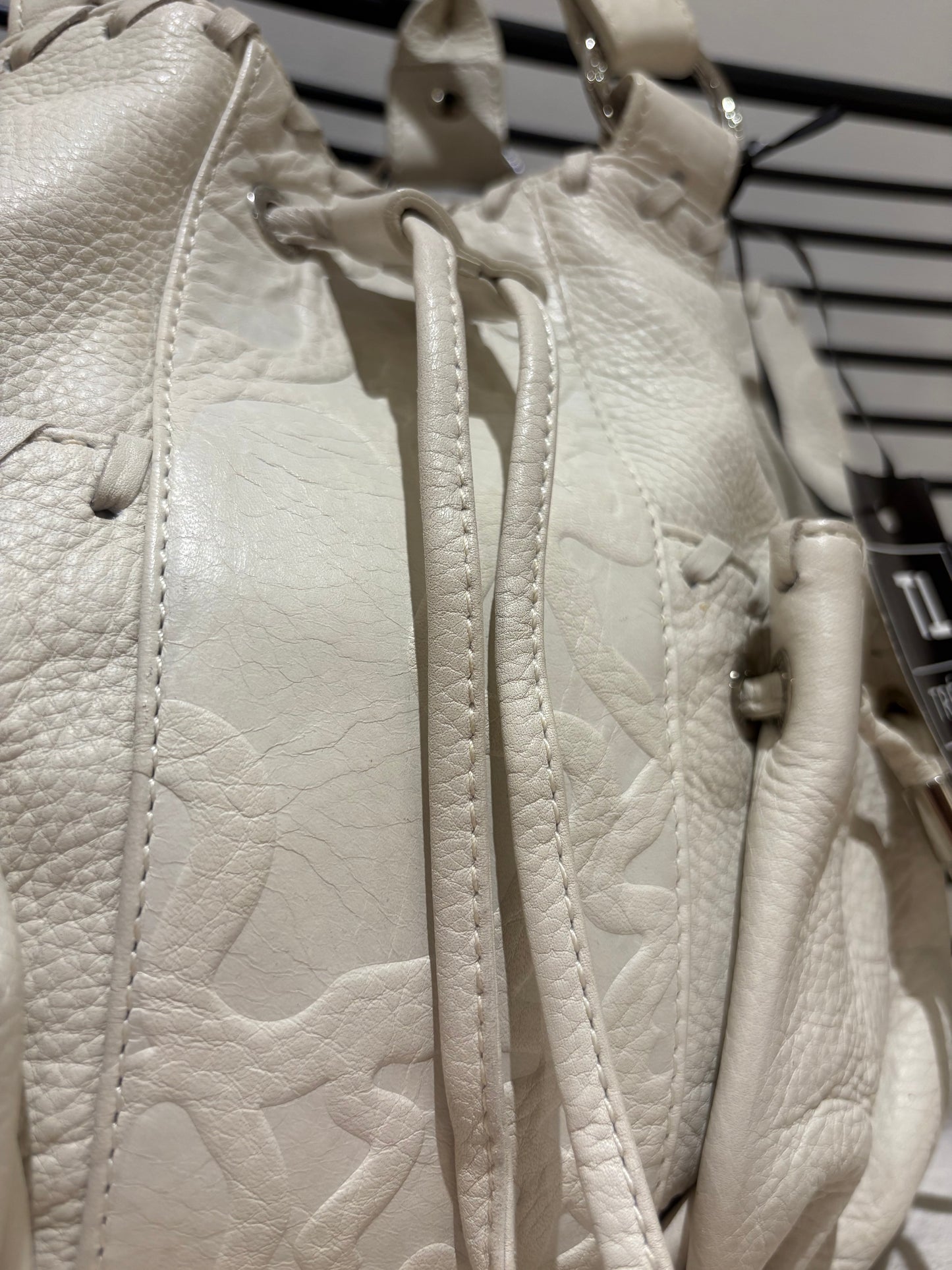 Sac à main en cuir blanc