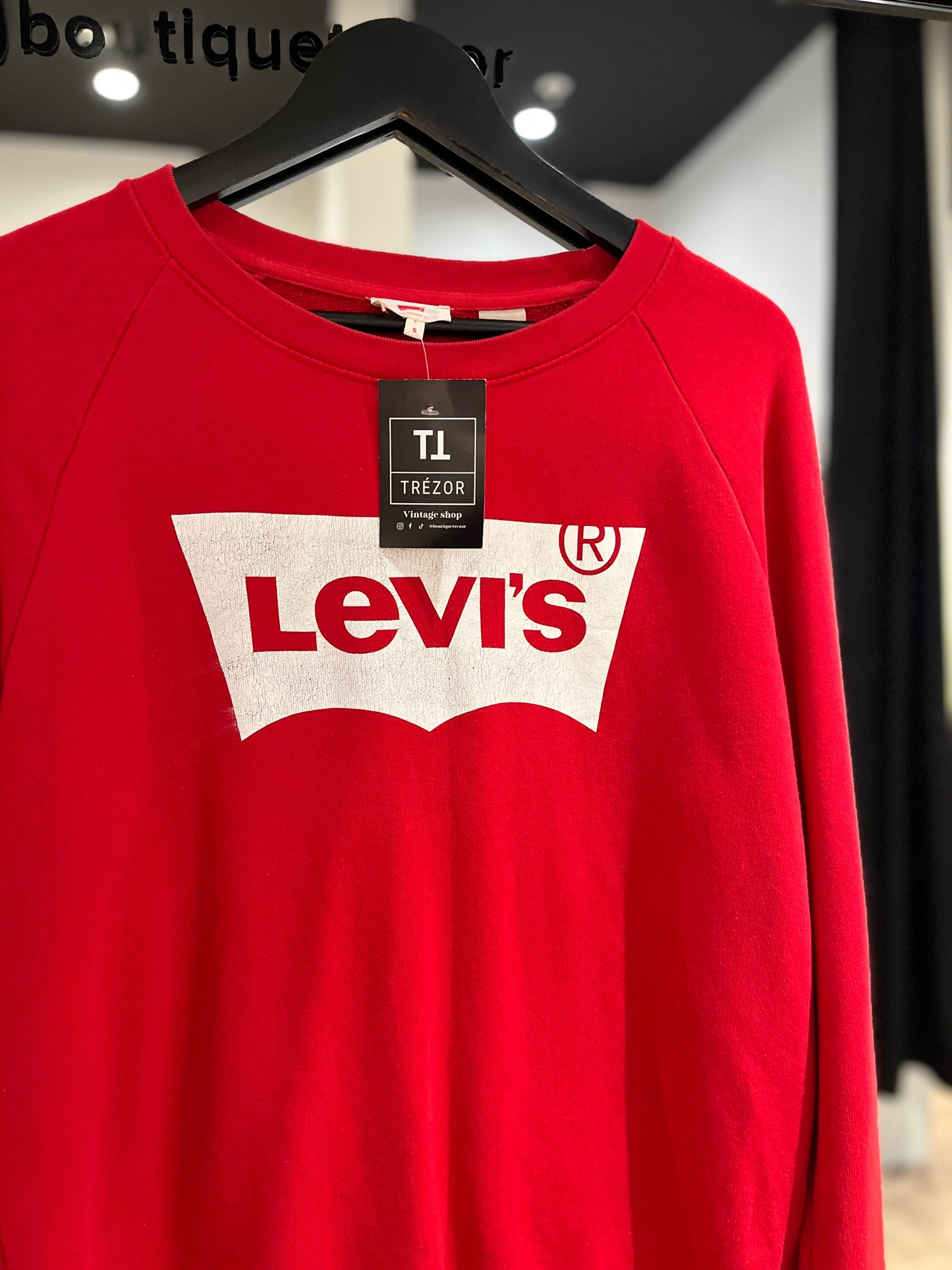 Sweat Levi’s S