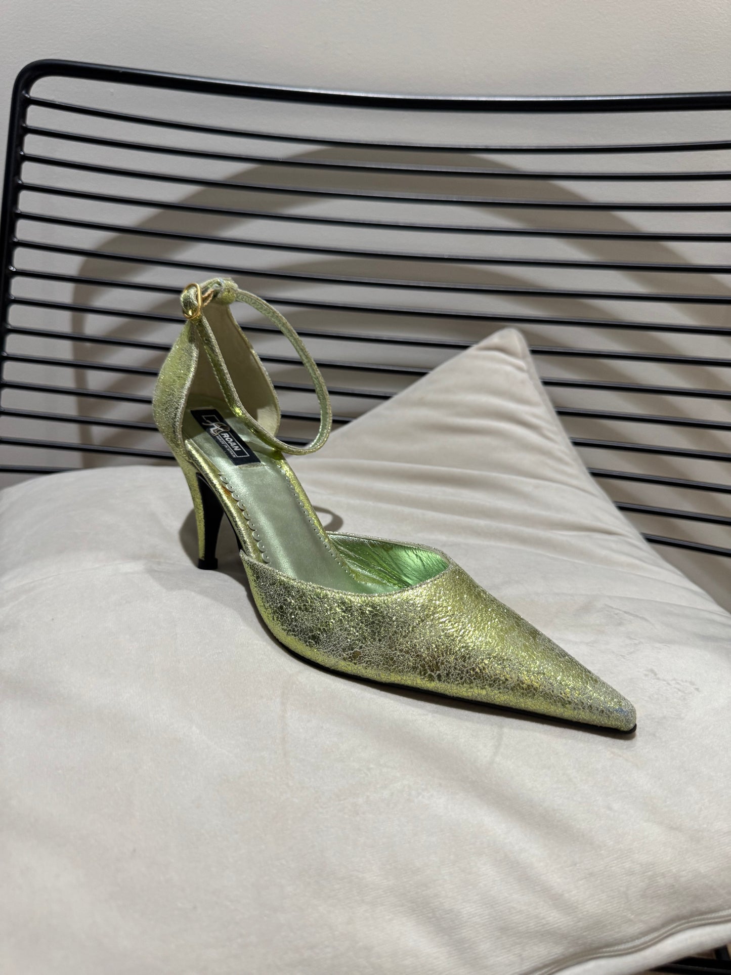 Chaussures vintage métallisées à talons 37