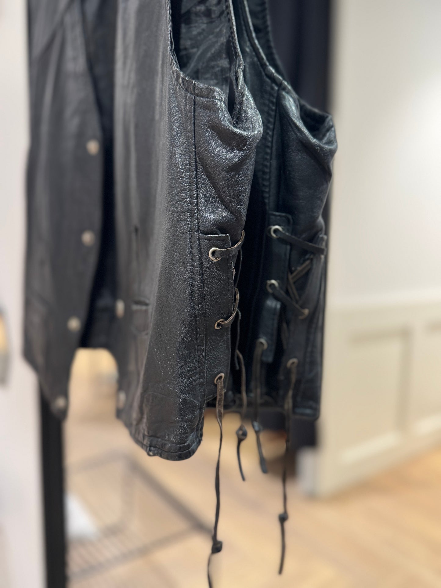 Gilet sans manches en cuir noir M