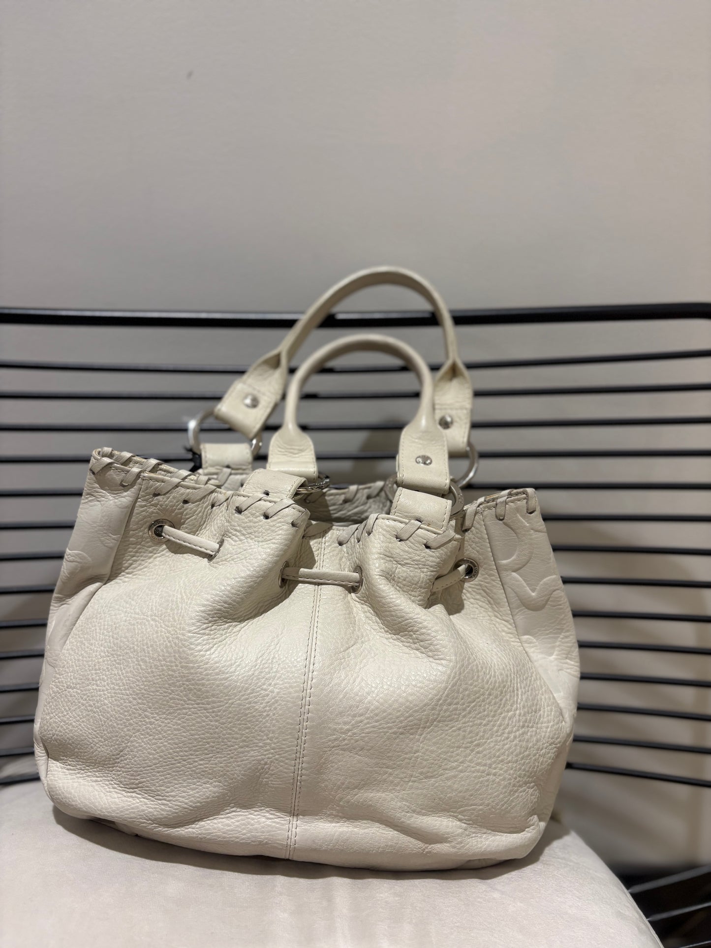 Sac à main en cuir blanc