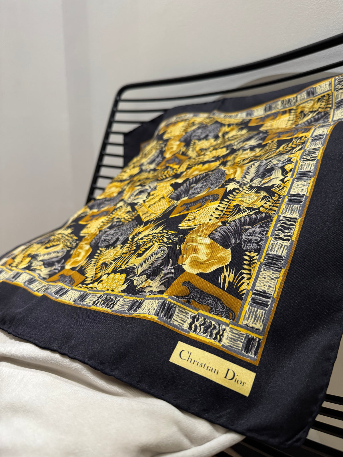 Petit foulard Dior en soie