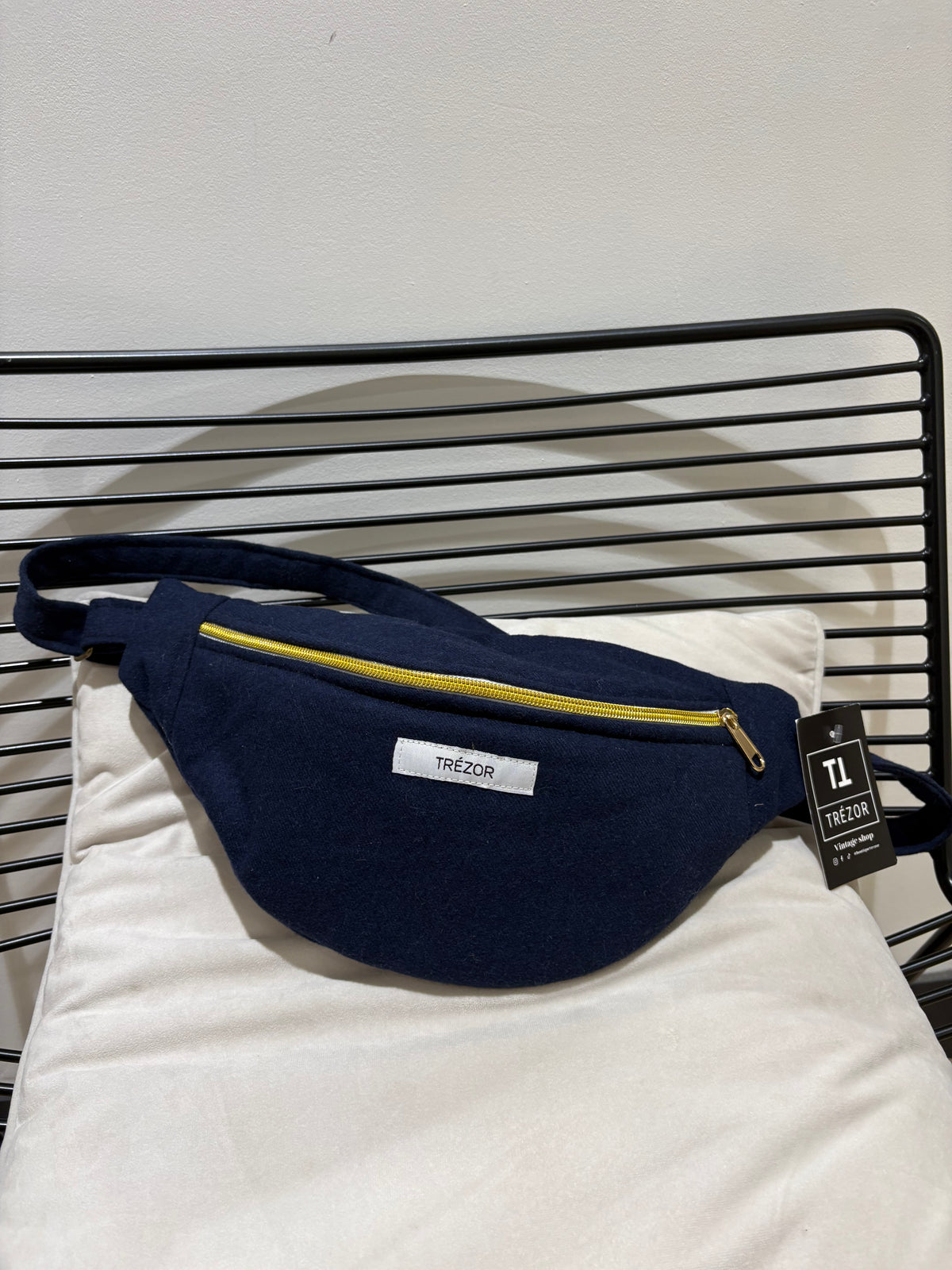 Sac banane bleu marine