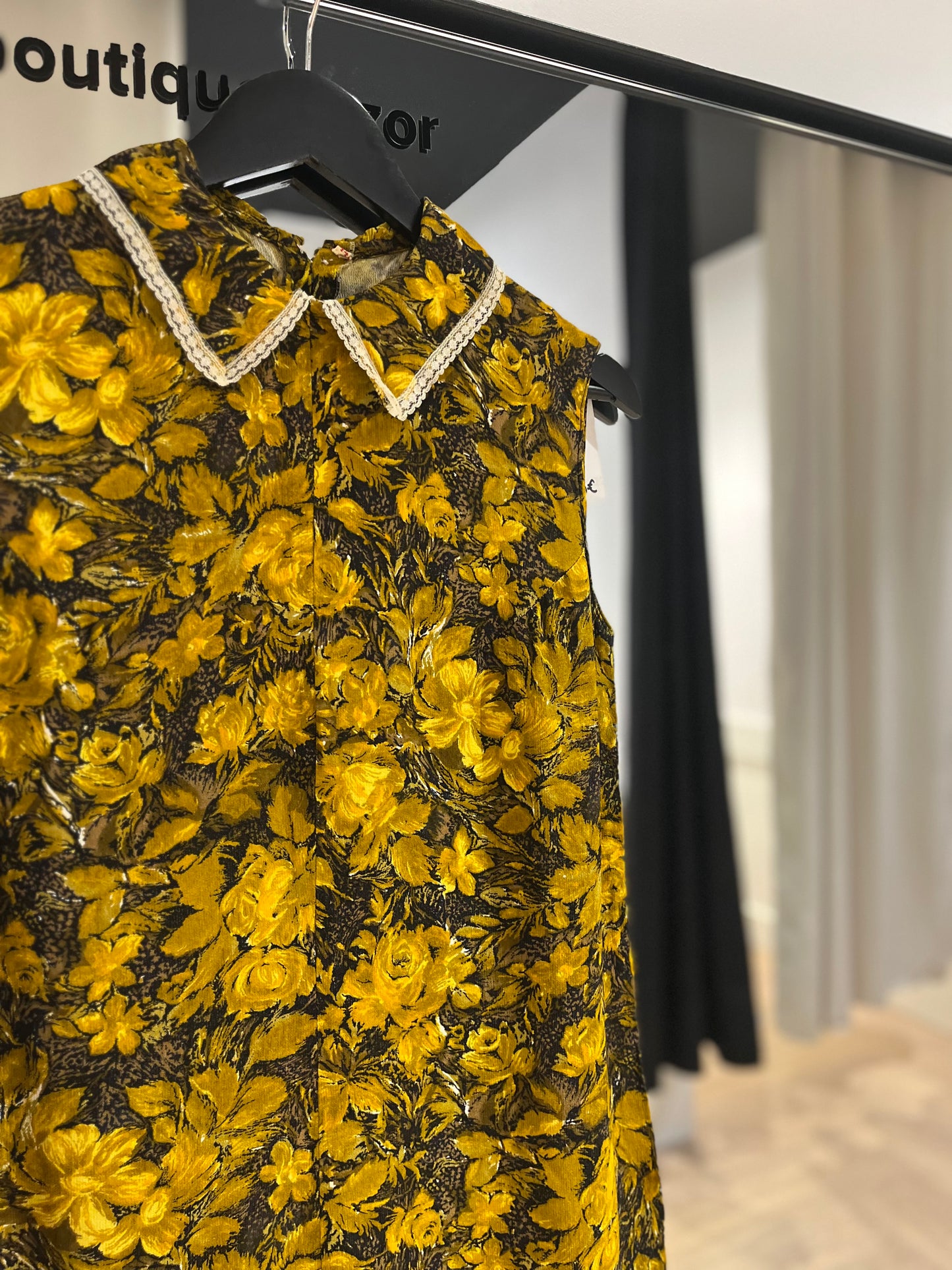 Robe vintage à fleurs S
